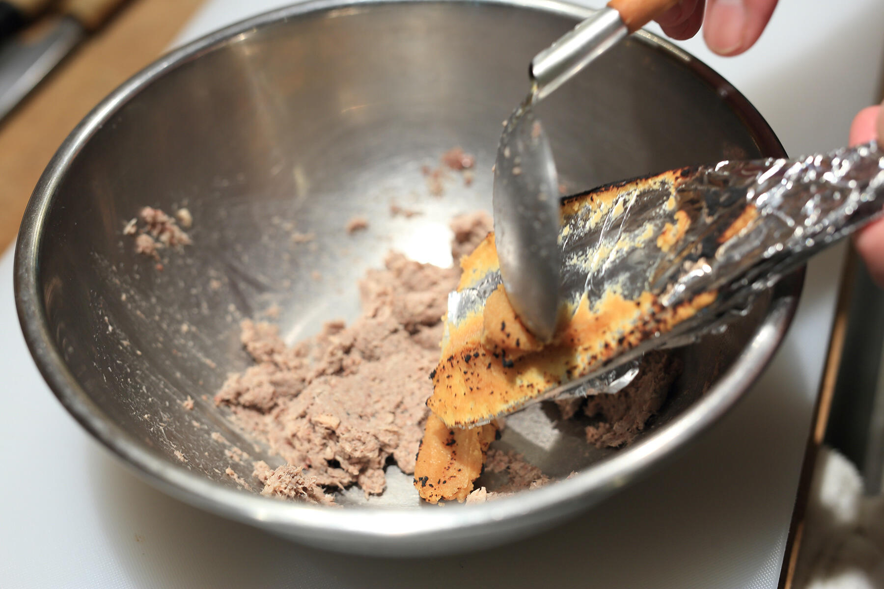 いわしをつぶす