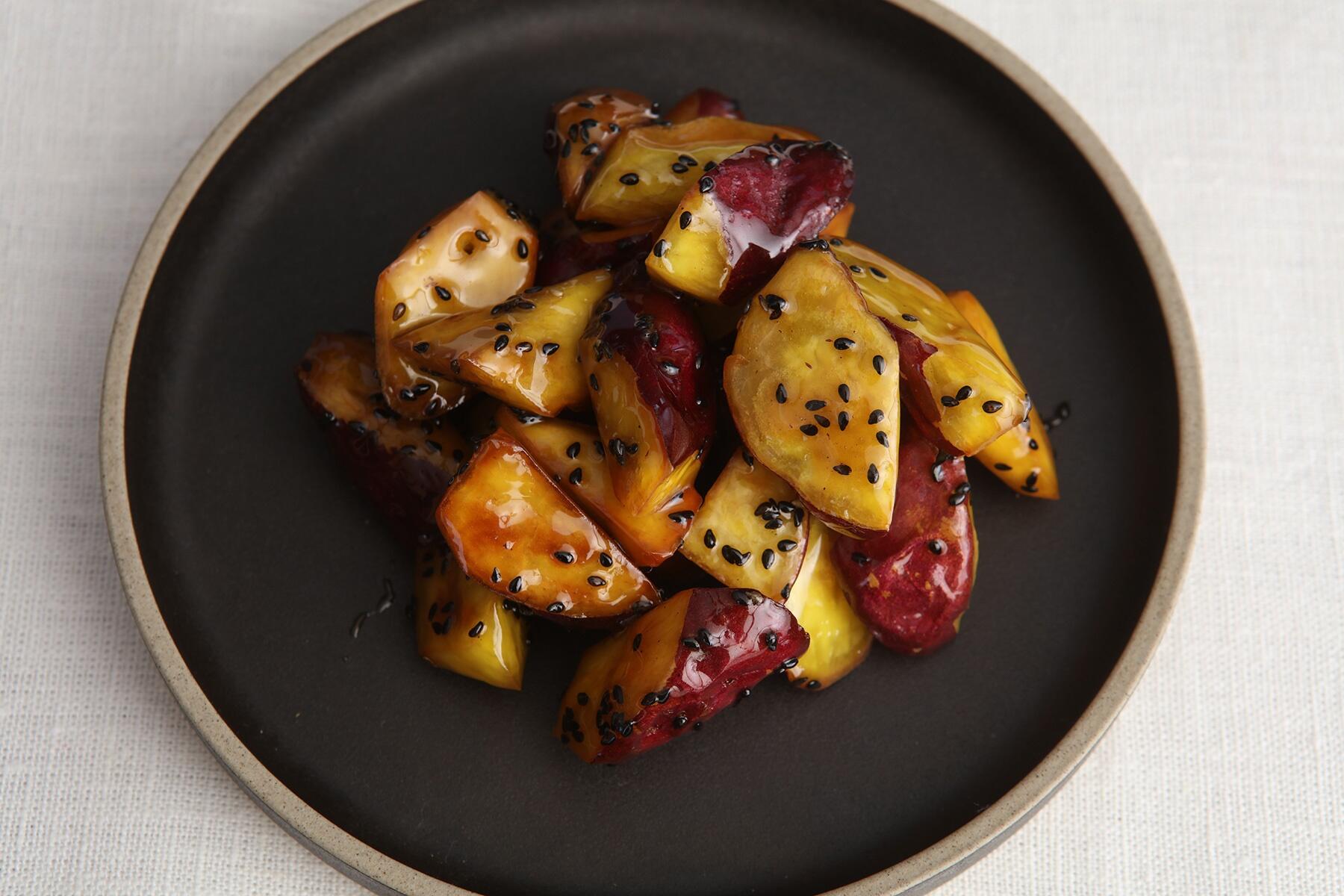 黄金色の蜜がたまらない“大学芋”