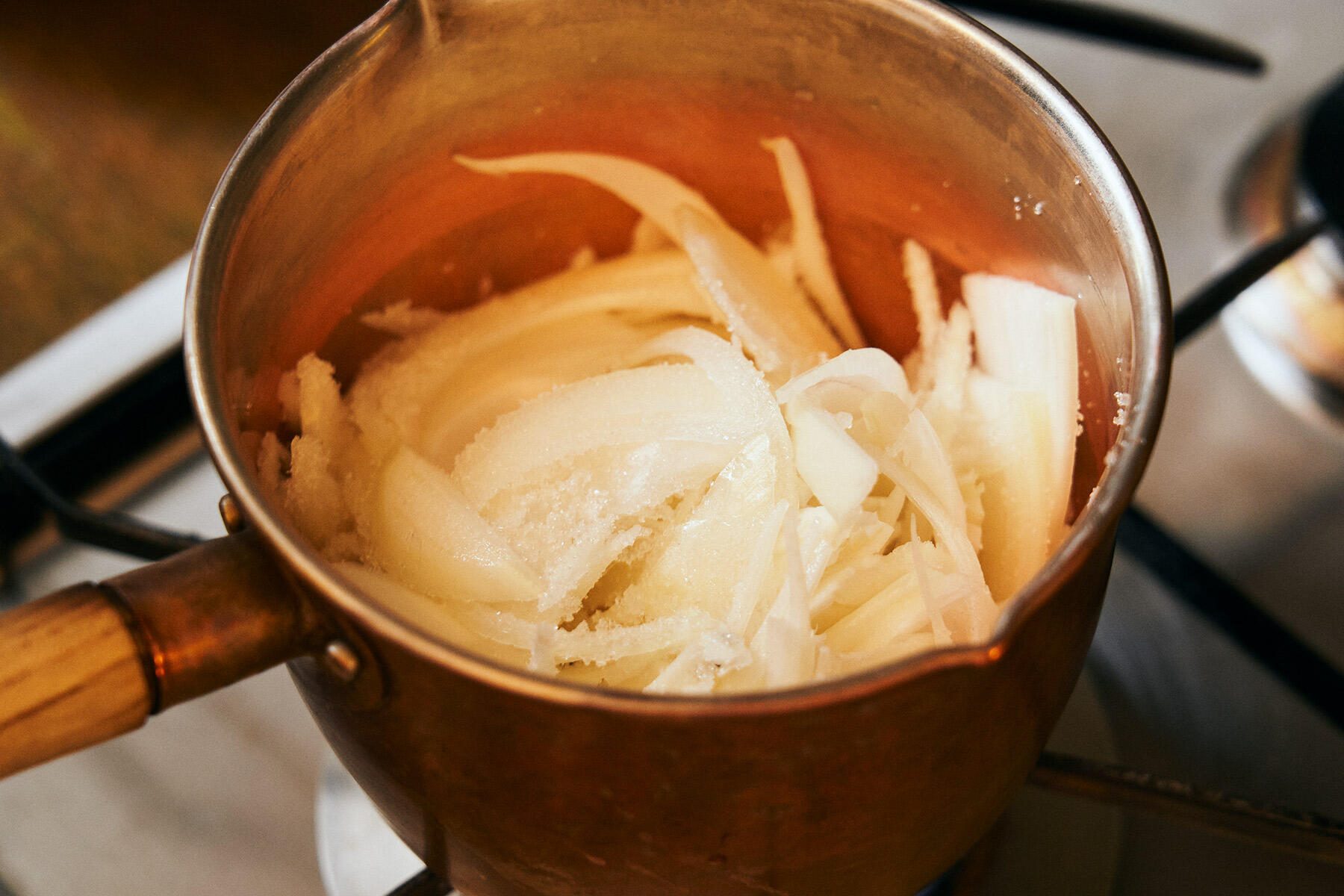 オニオンジャムをつくる