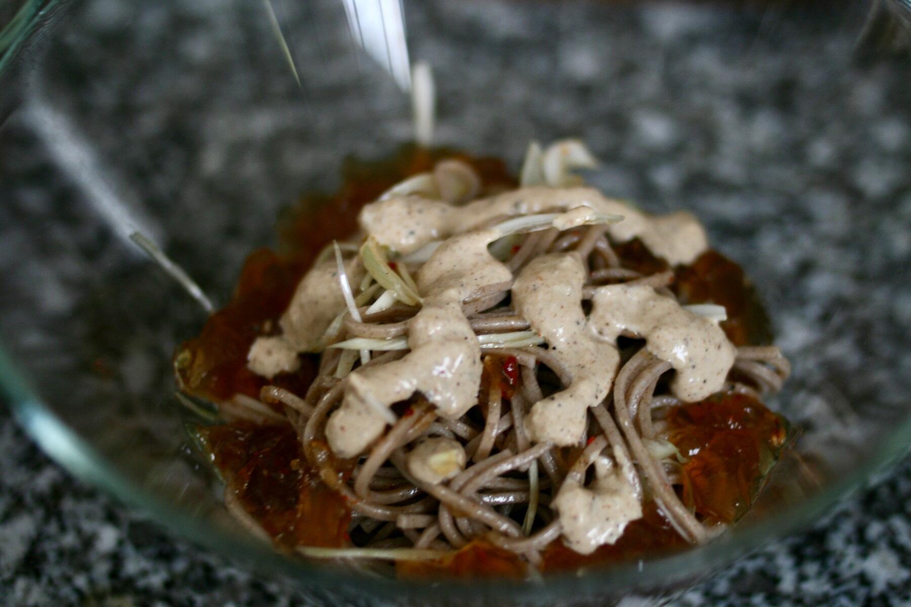 重ねながら盛りつける