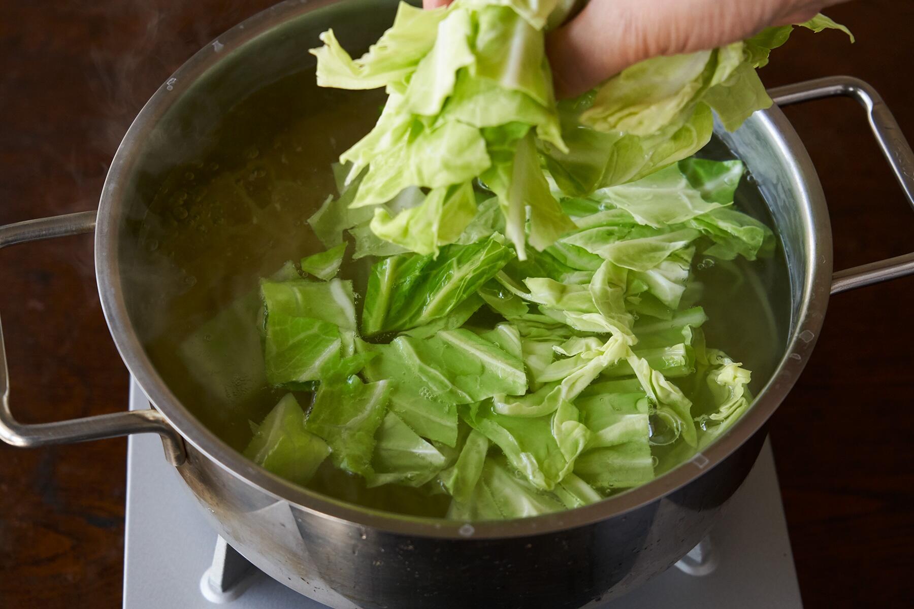 スパゲッティをゆでる