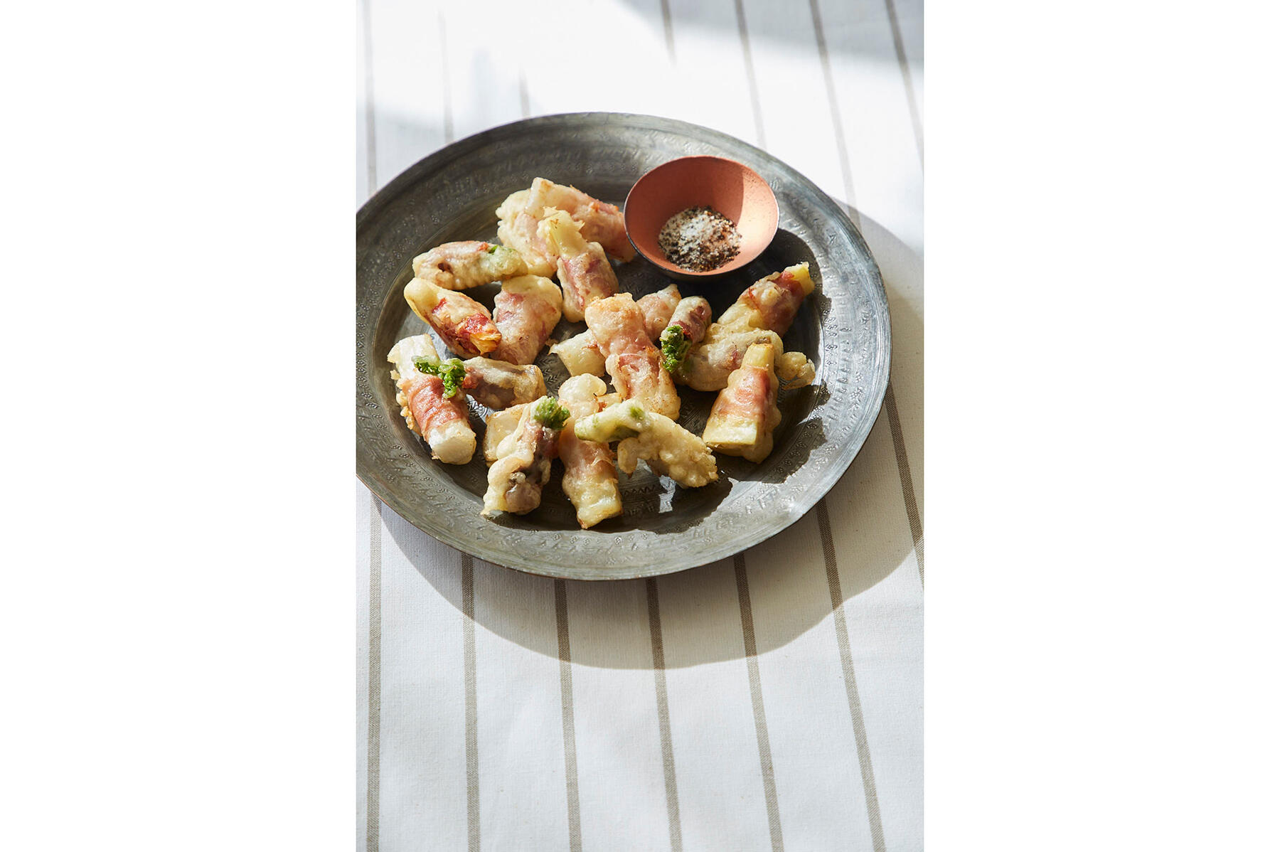 山菜の生ハムフリッター