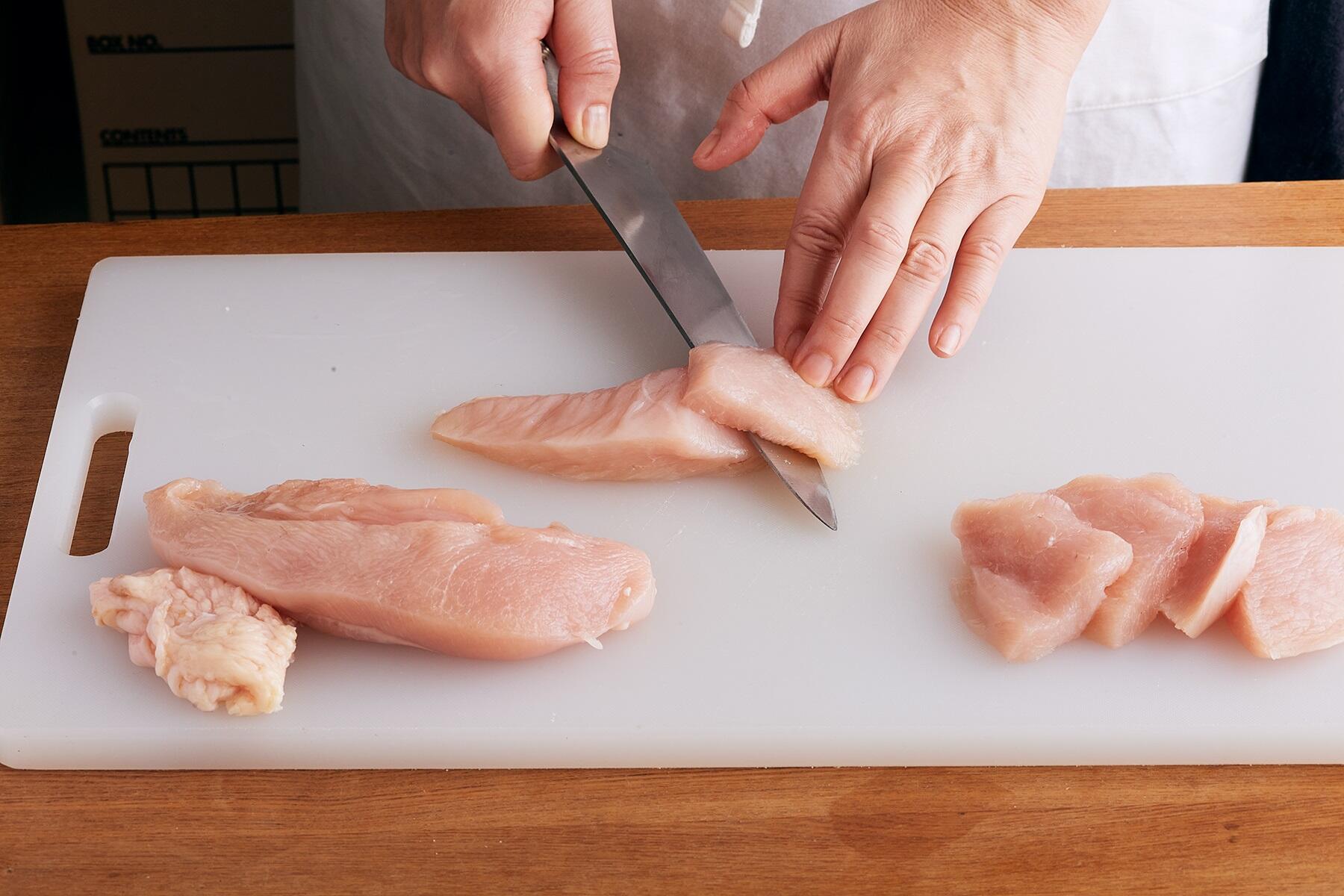 鶏肉の下ごしらえ