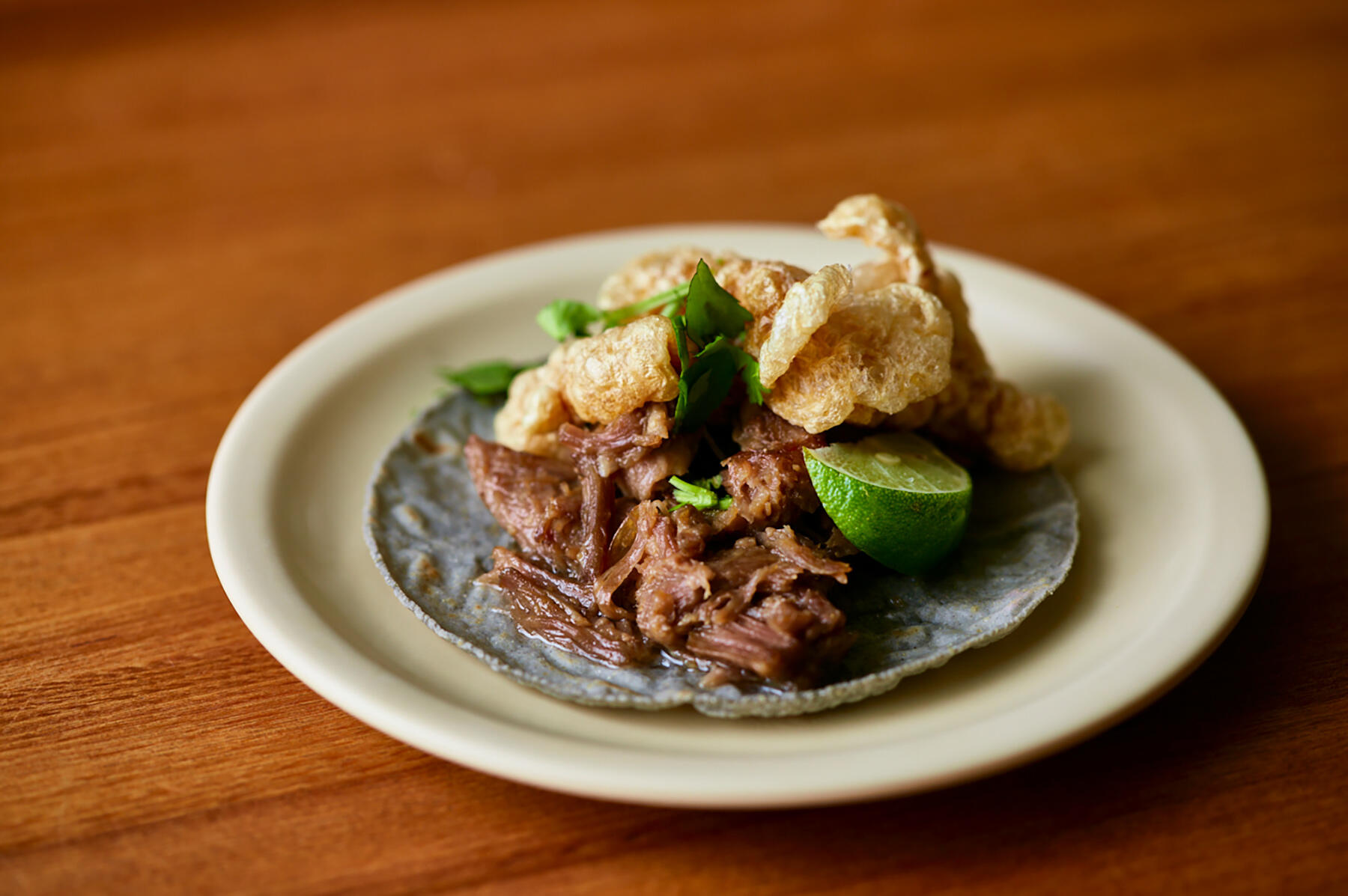 カルニータス（豚）＆チチャロンのタコス