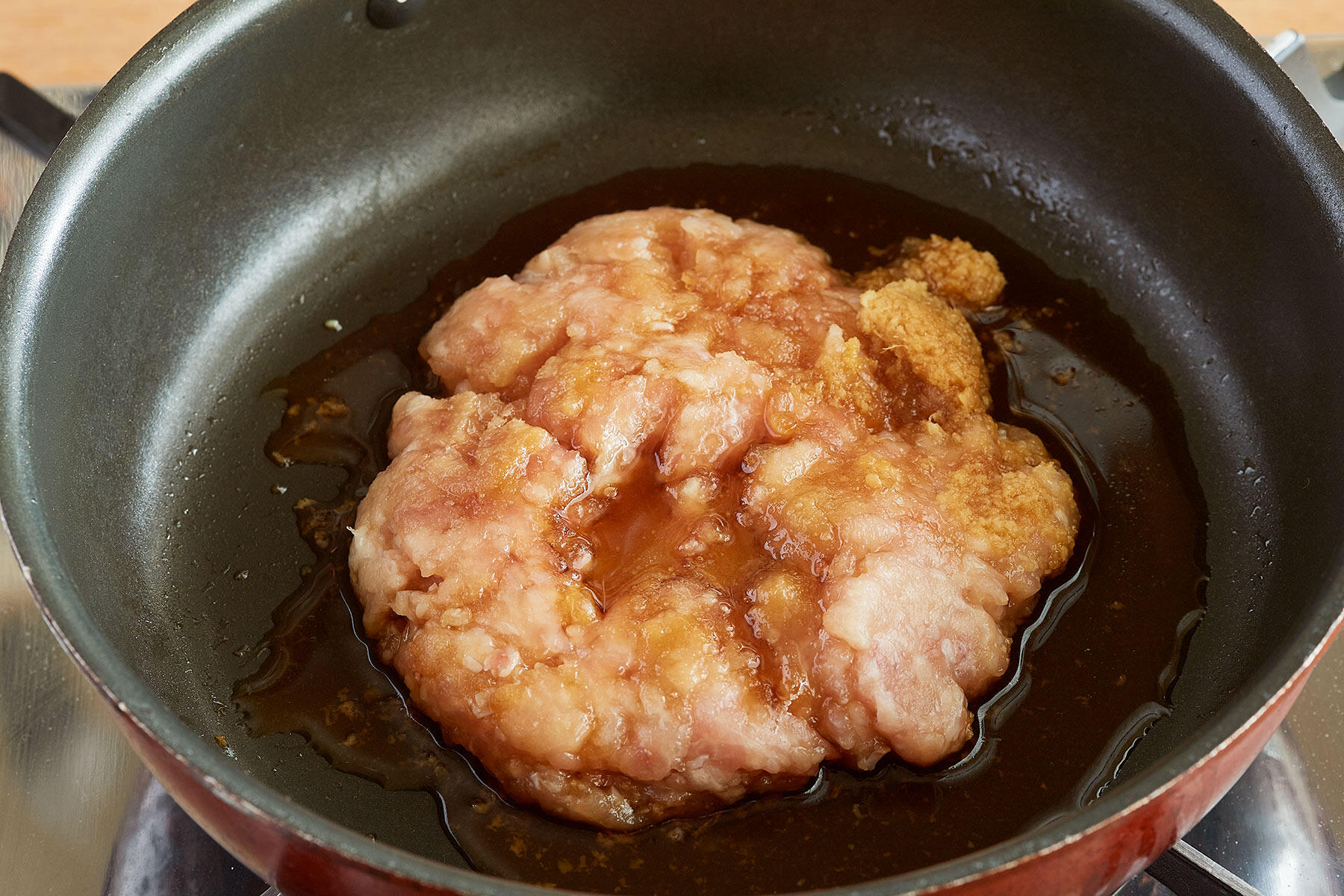 鶏そぼろをつくる