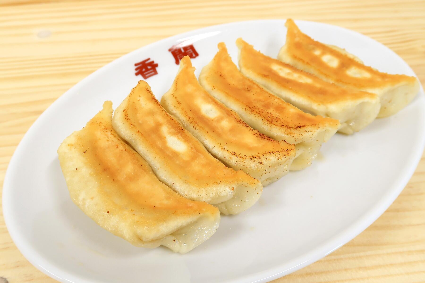 祭メニューは「香蘭」の餃子」