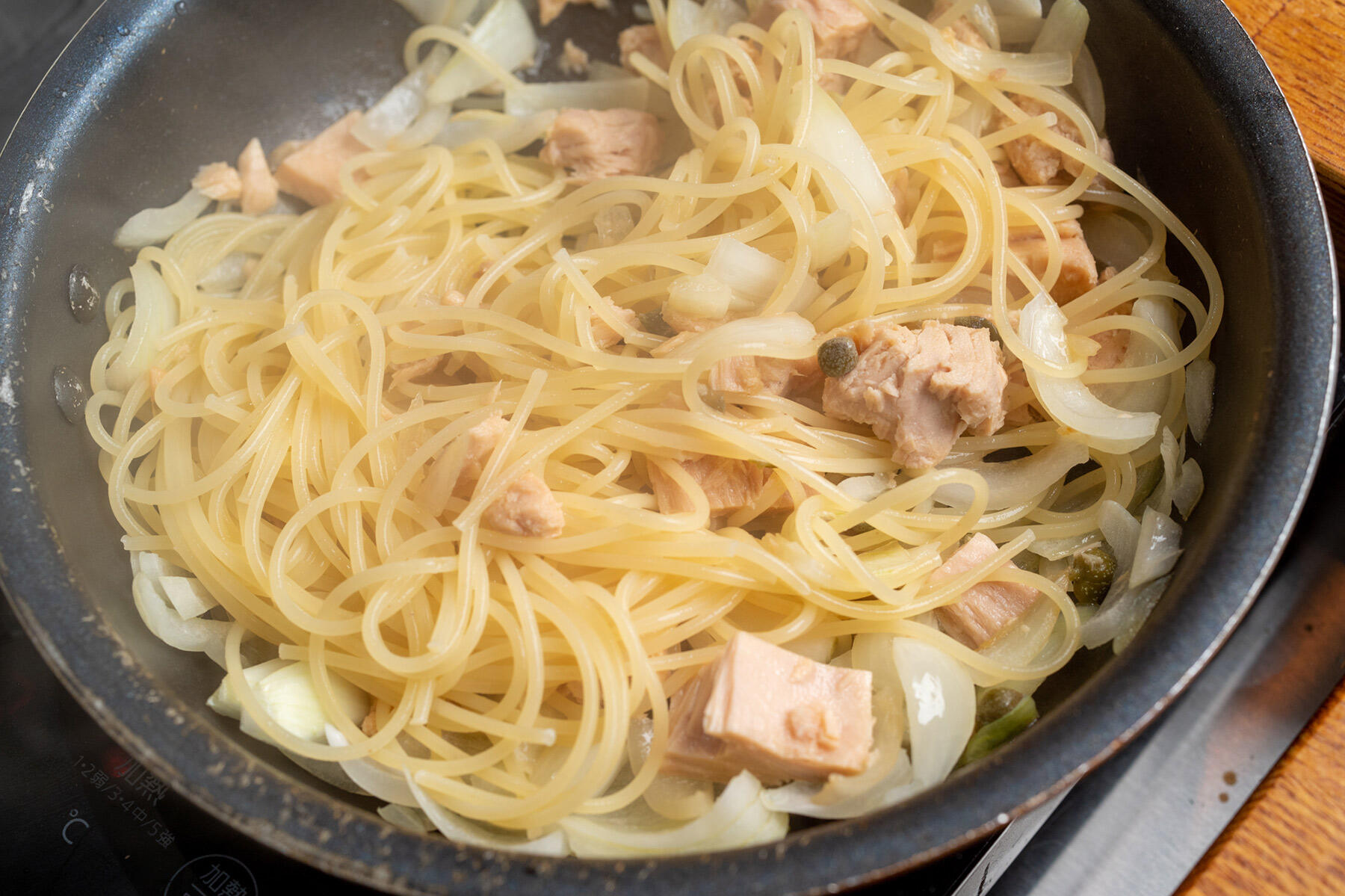 パスタを加える