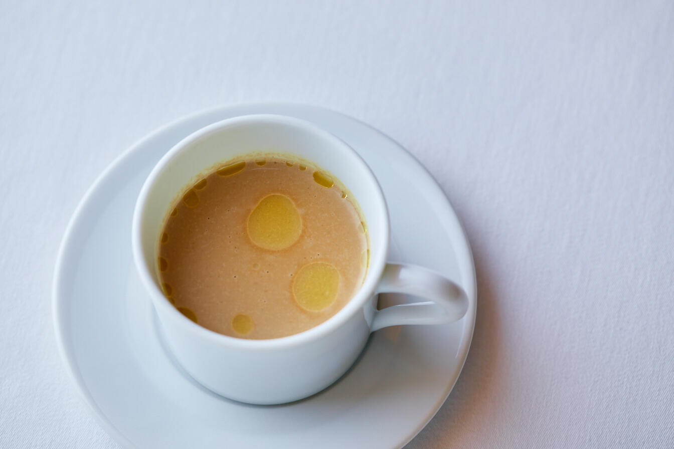 鹿肉と菊芋のスープ