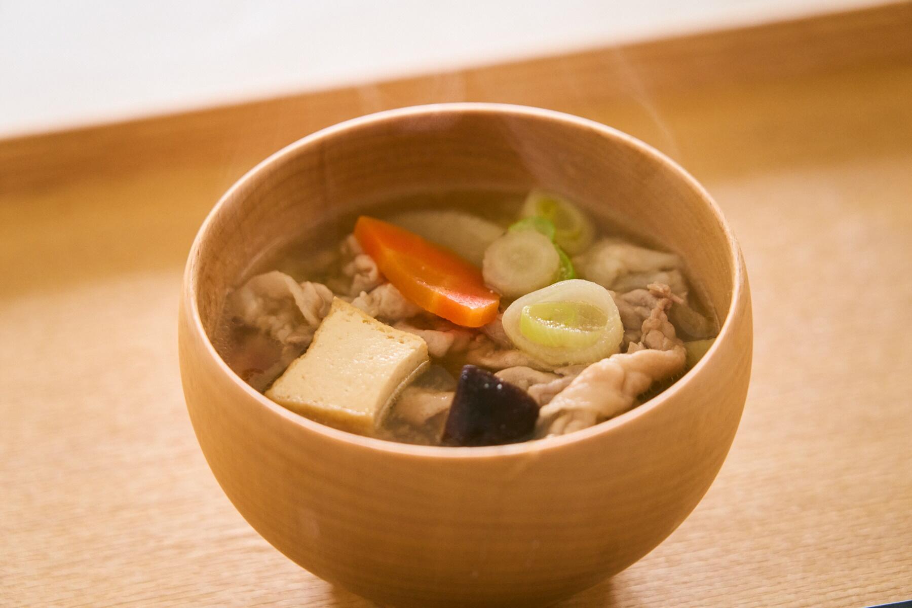 「豚肉と生姜たっぷりの豚汁」