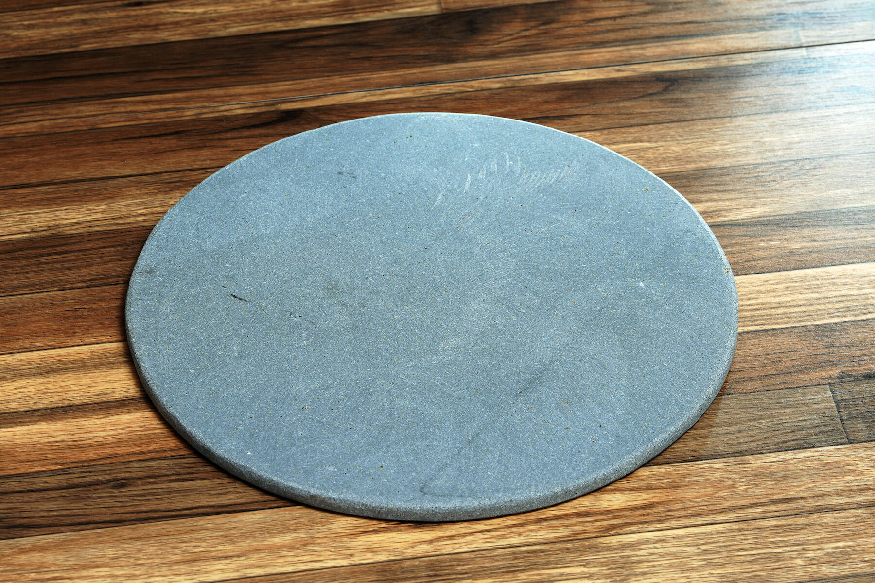 円型溶岩プレート