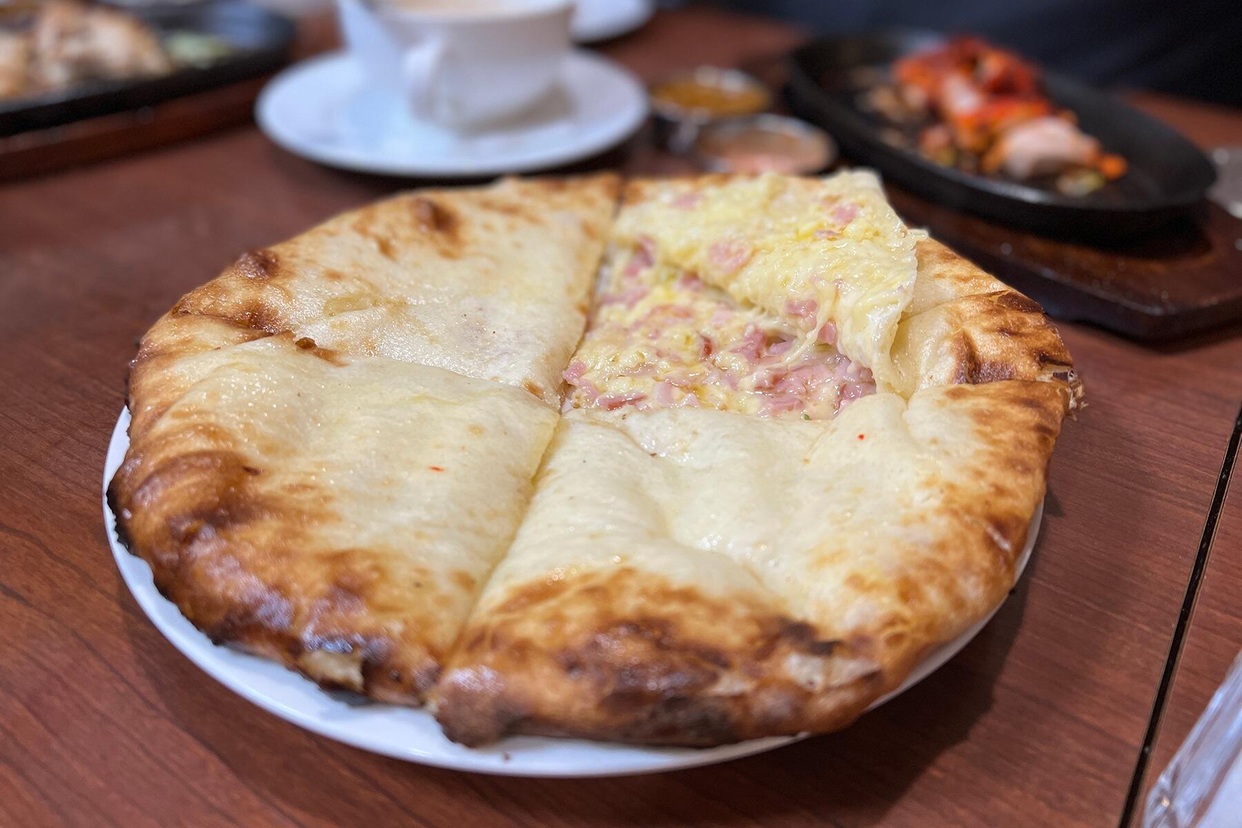 ベーコンチーズナン