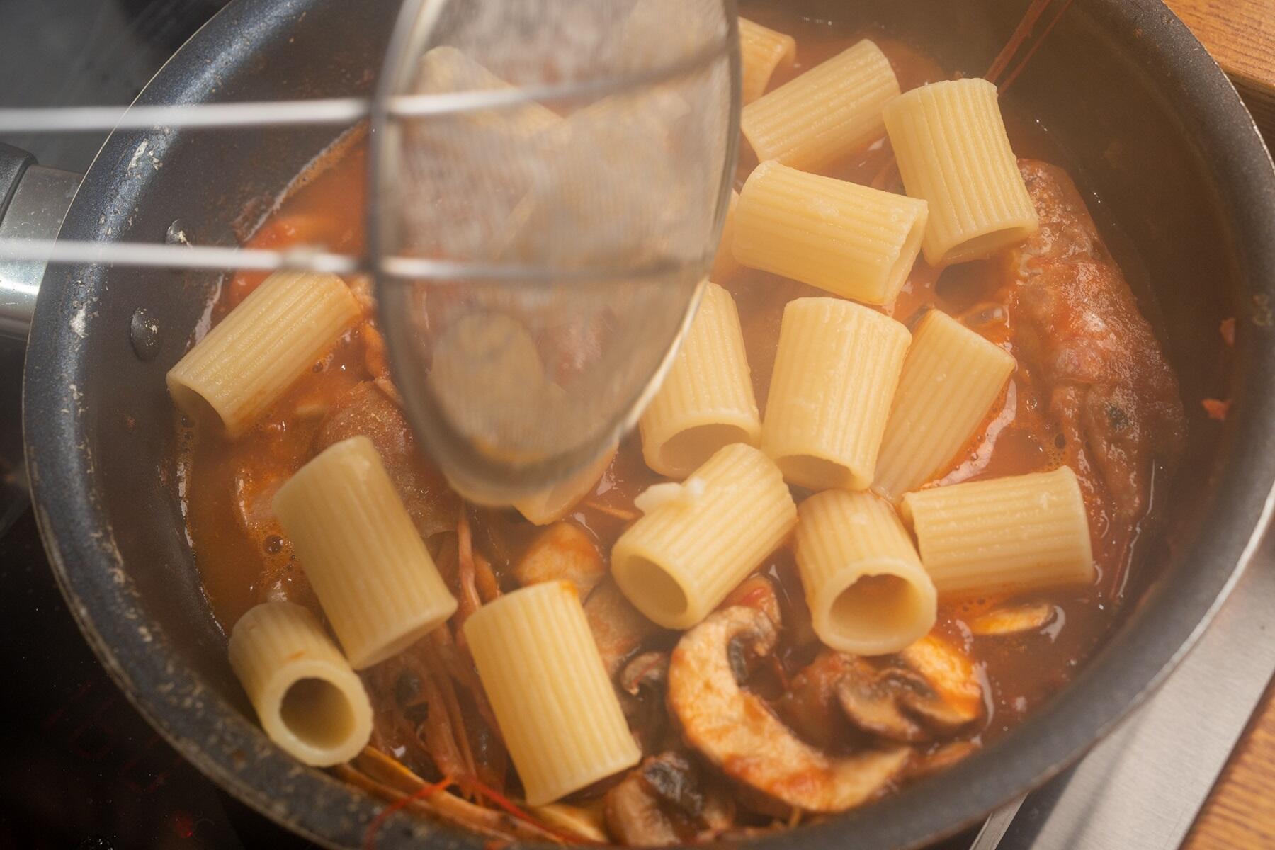 パスタと合わせる