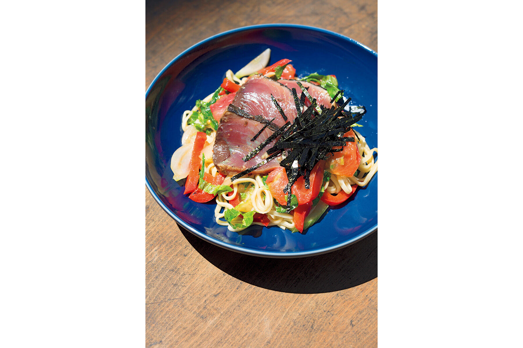 カツオと夏野菜の焼きそば