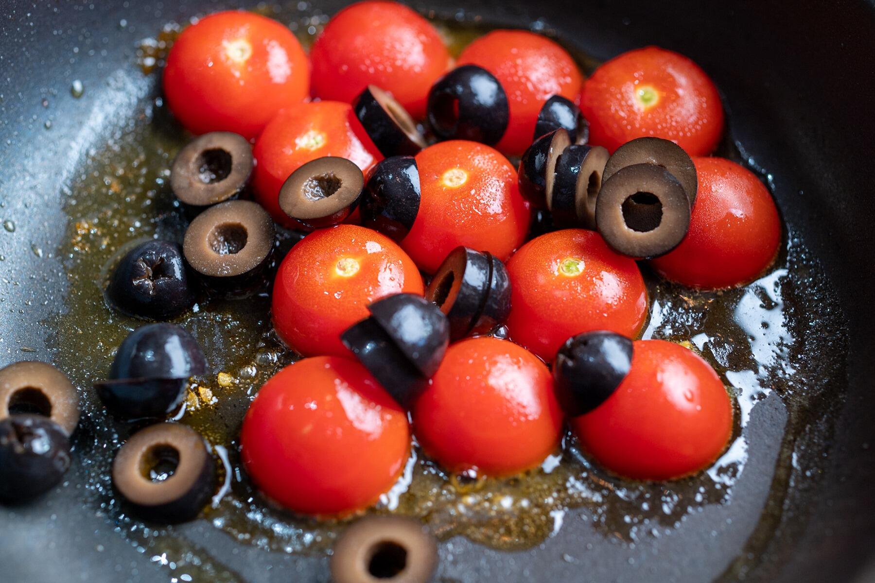 ソースをつくる