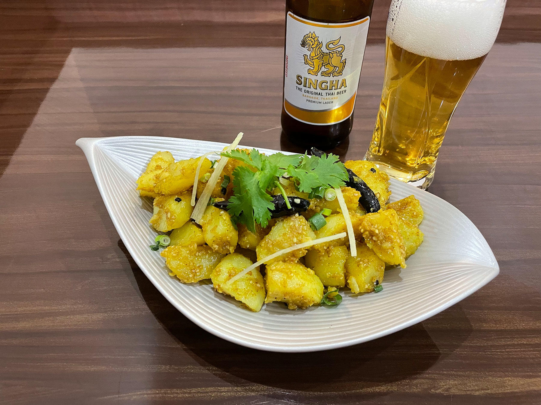 アルコアチャール、シンハービール