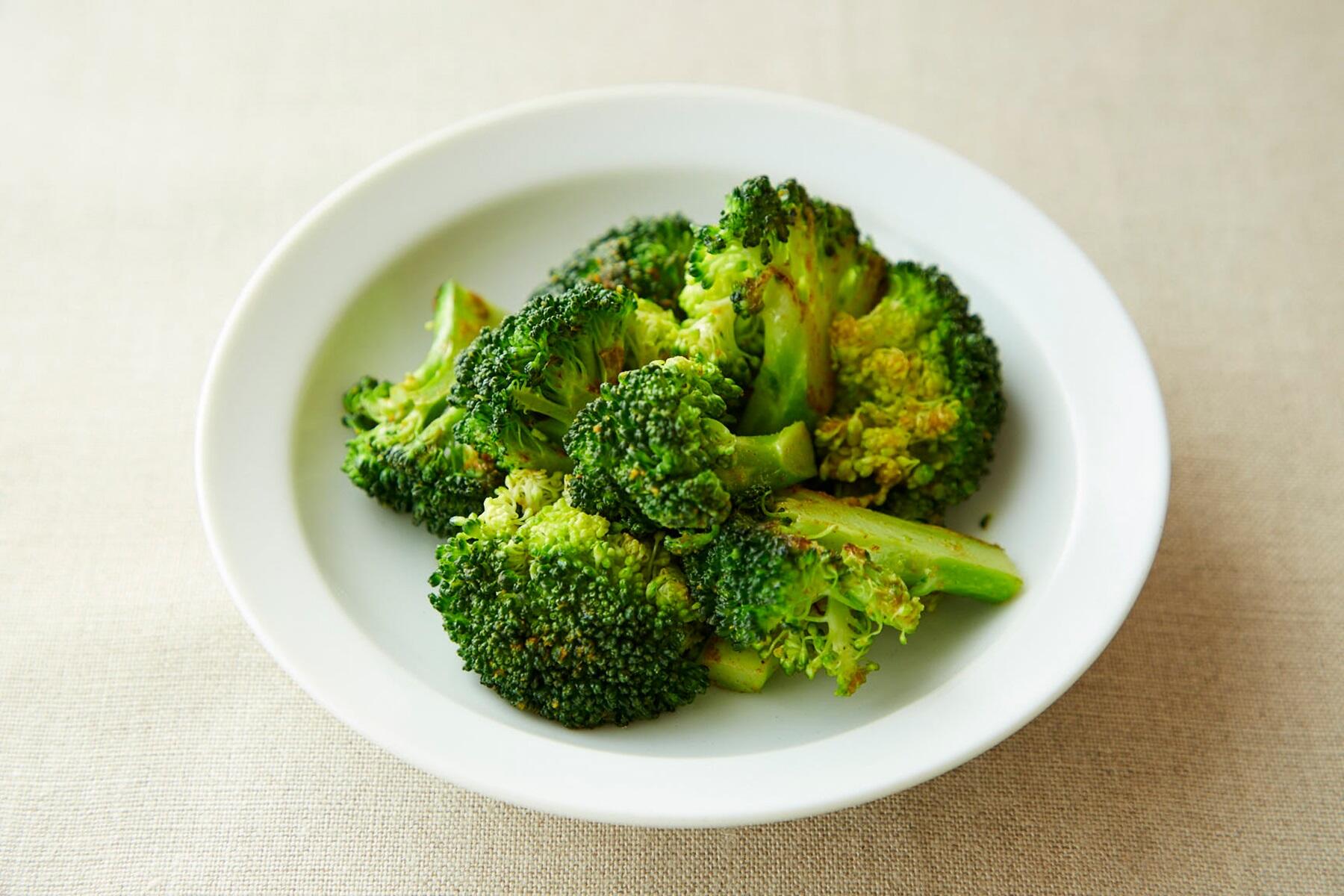 ピリッと刺激的な“カレーブロッコリー”