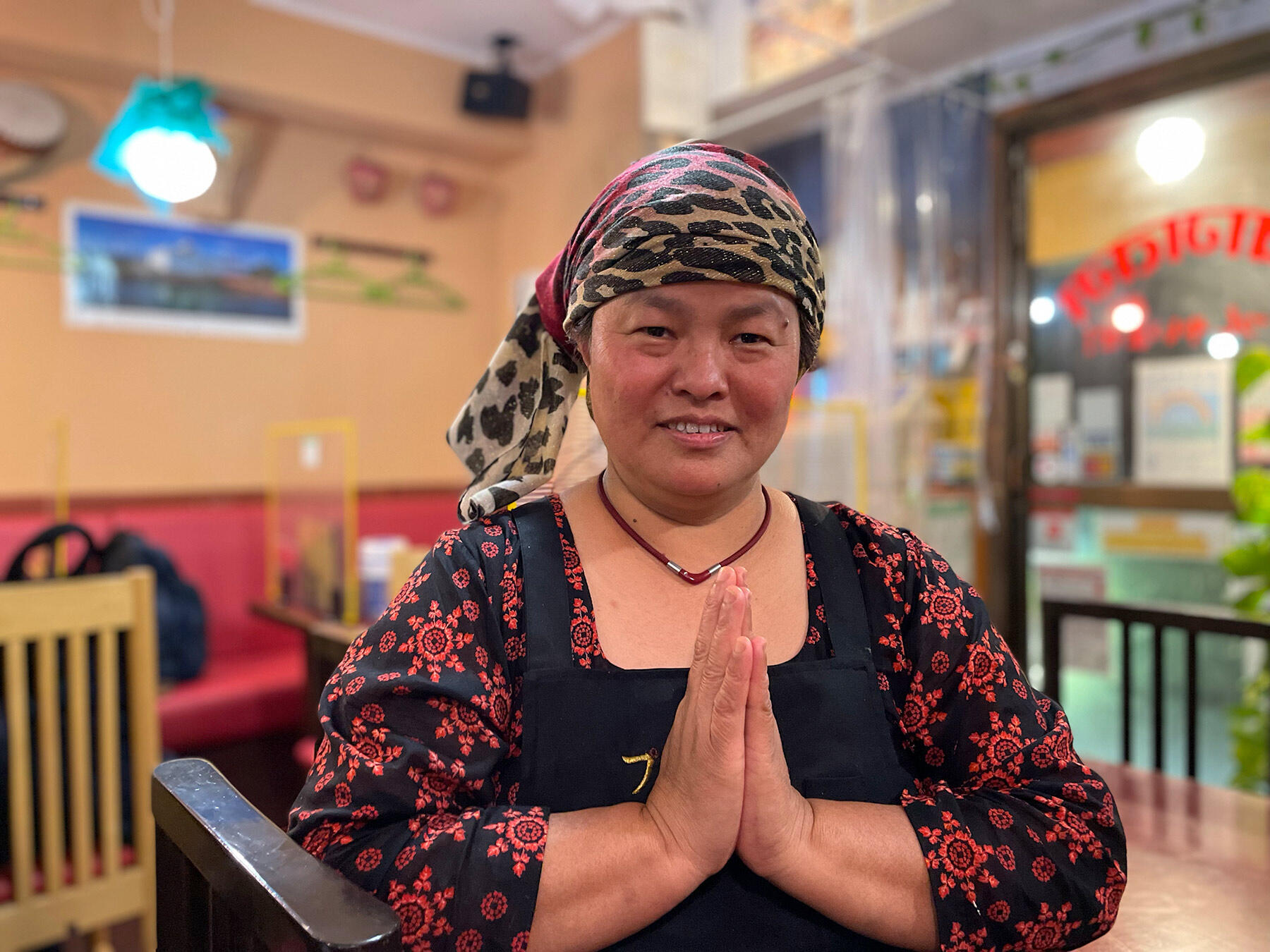 店主のプルジャさん