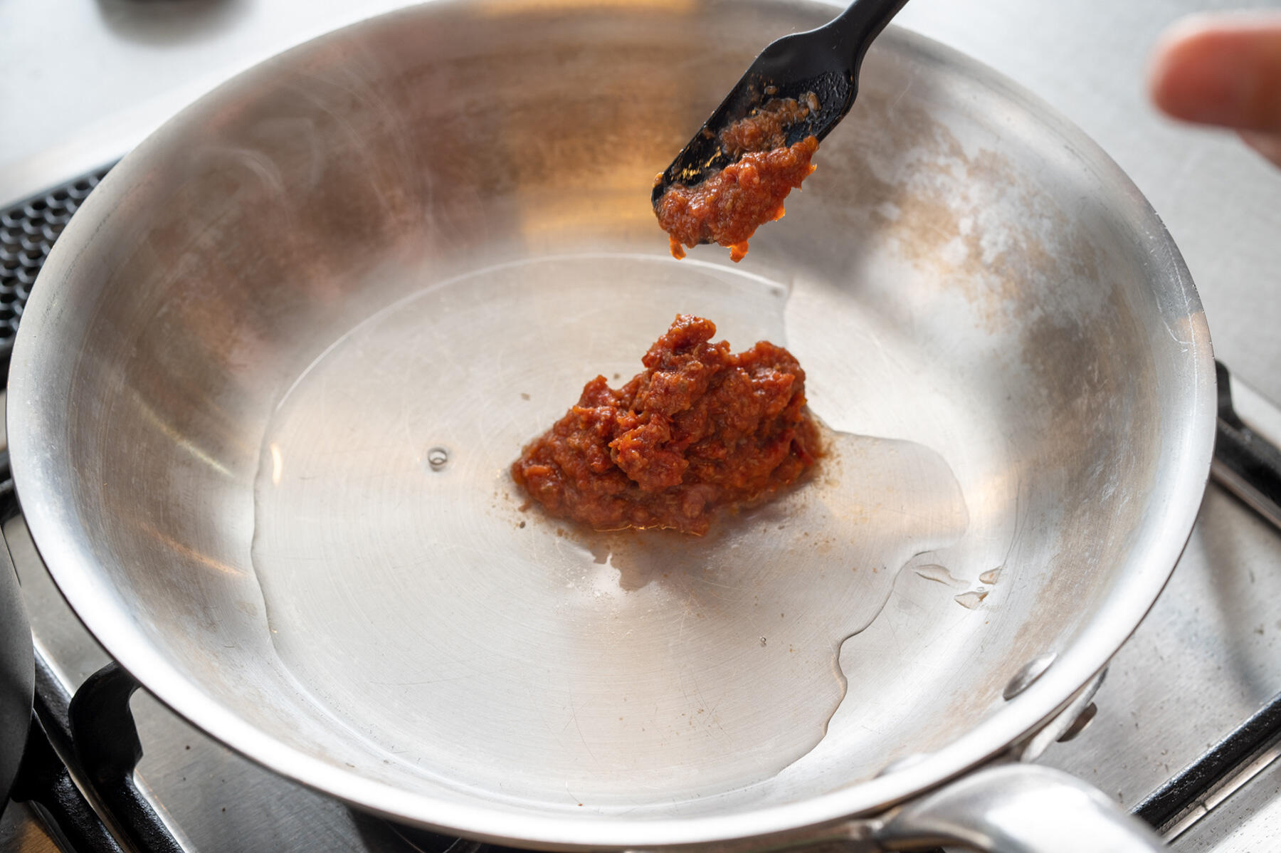 ソースを温める