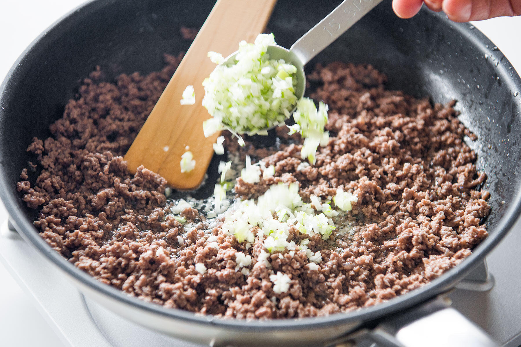 肉味噌をつくる