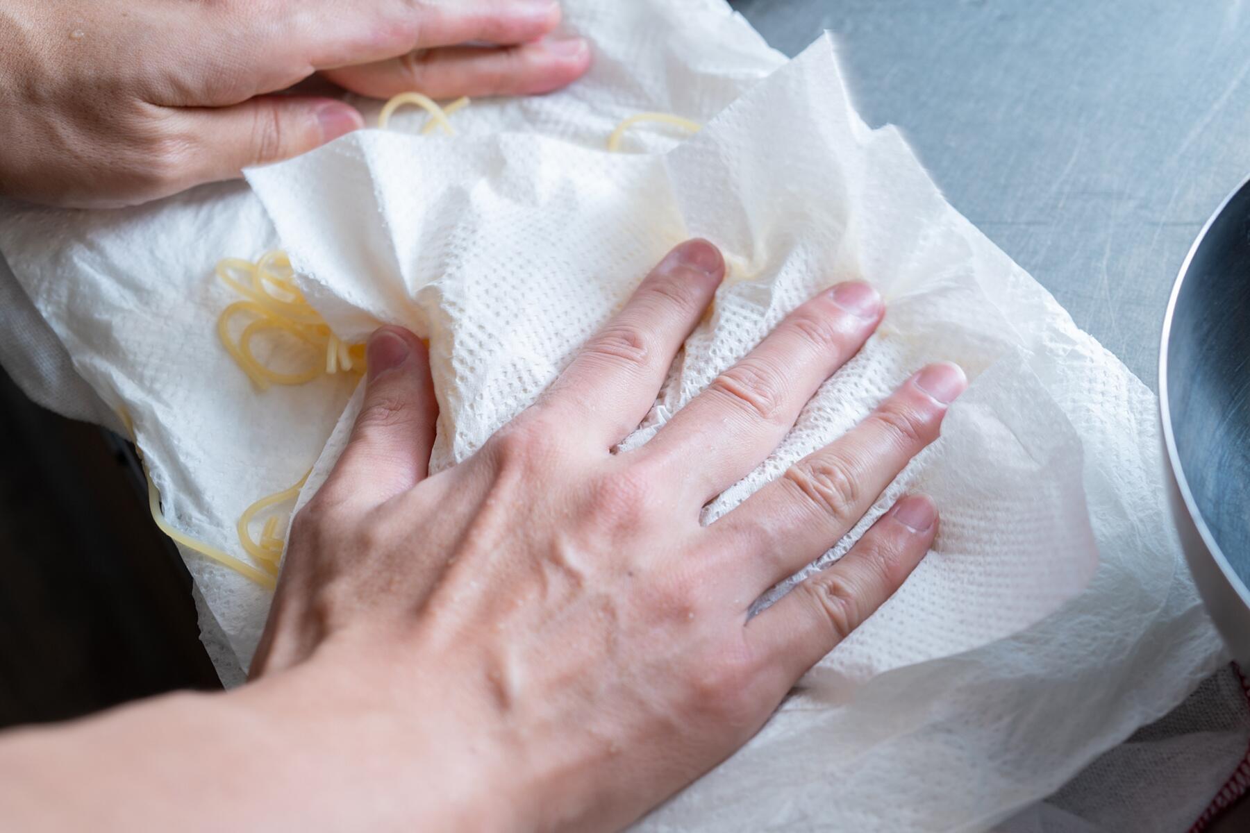 パスタを冷やす