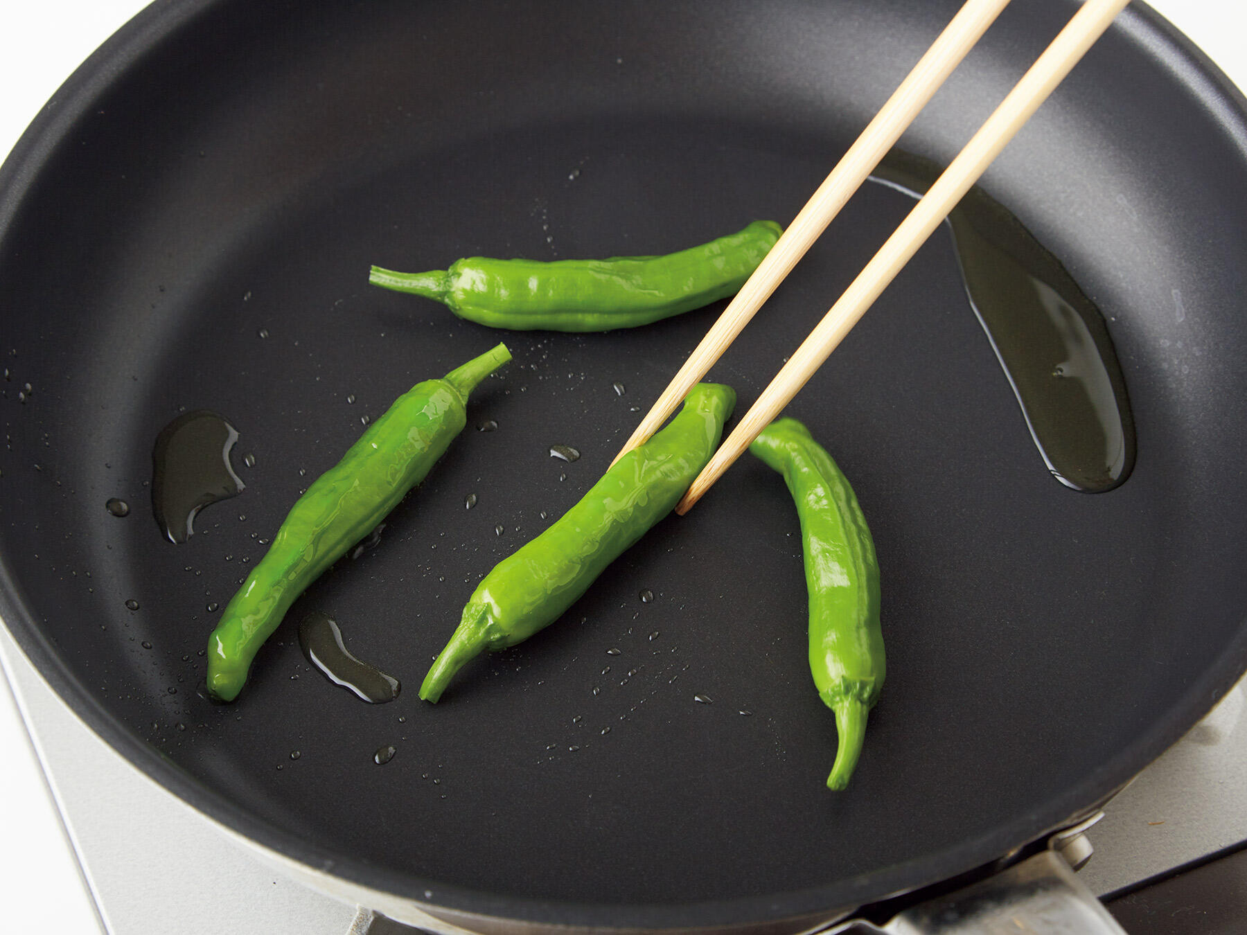 つけ合わせを焼く