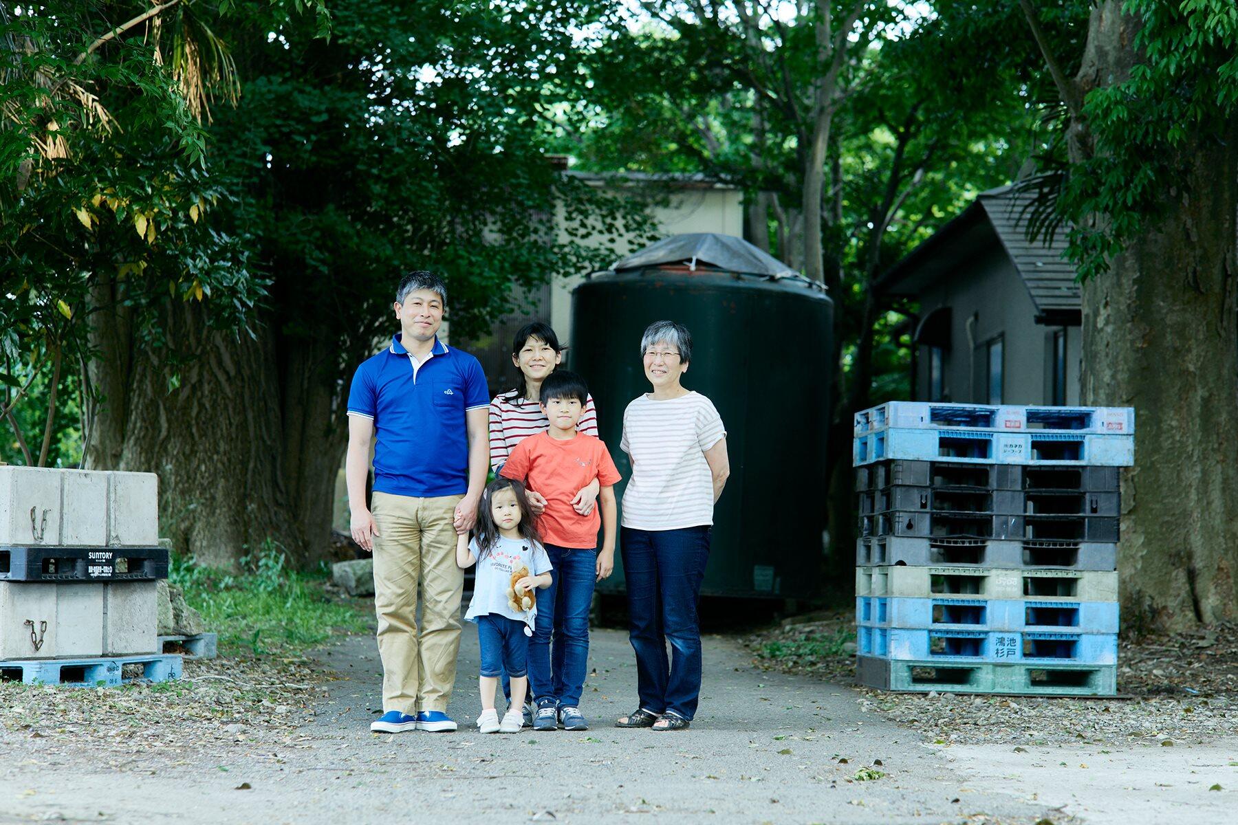 現在の小川原一家