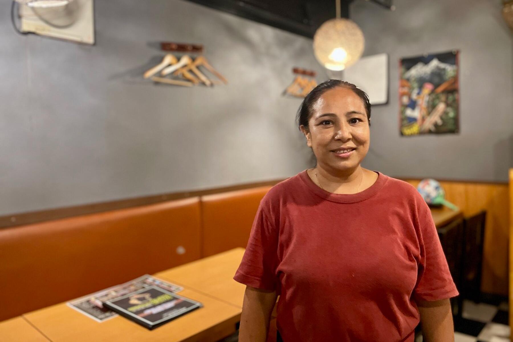 女将のラミさん