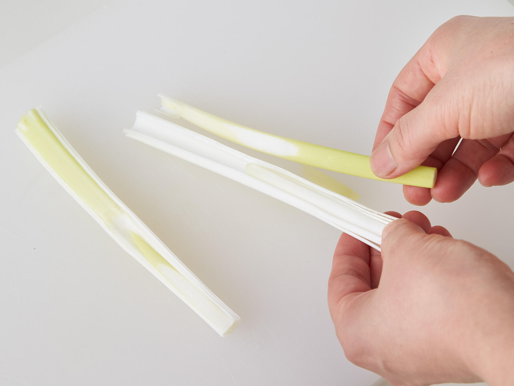 長ねぎの芯を取り出す