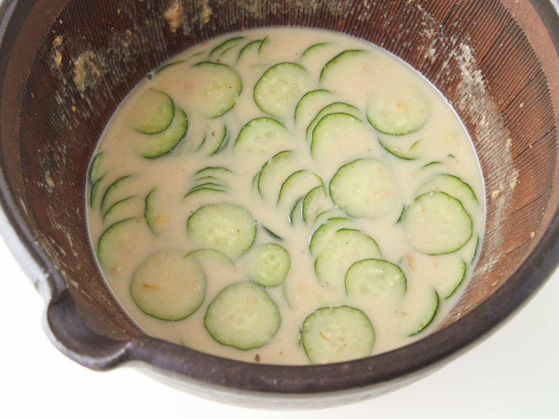 きゅうりを加え、冷やす