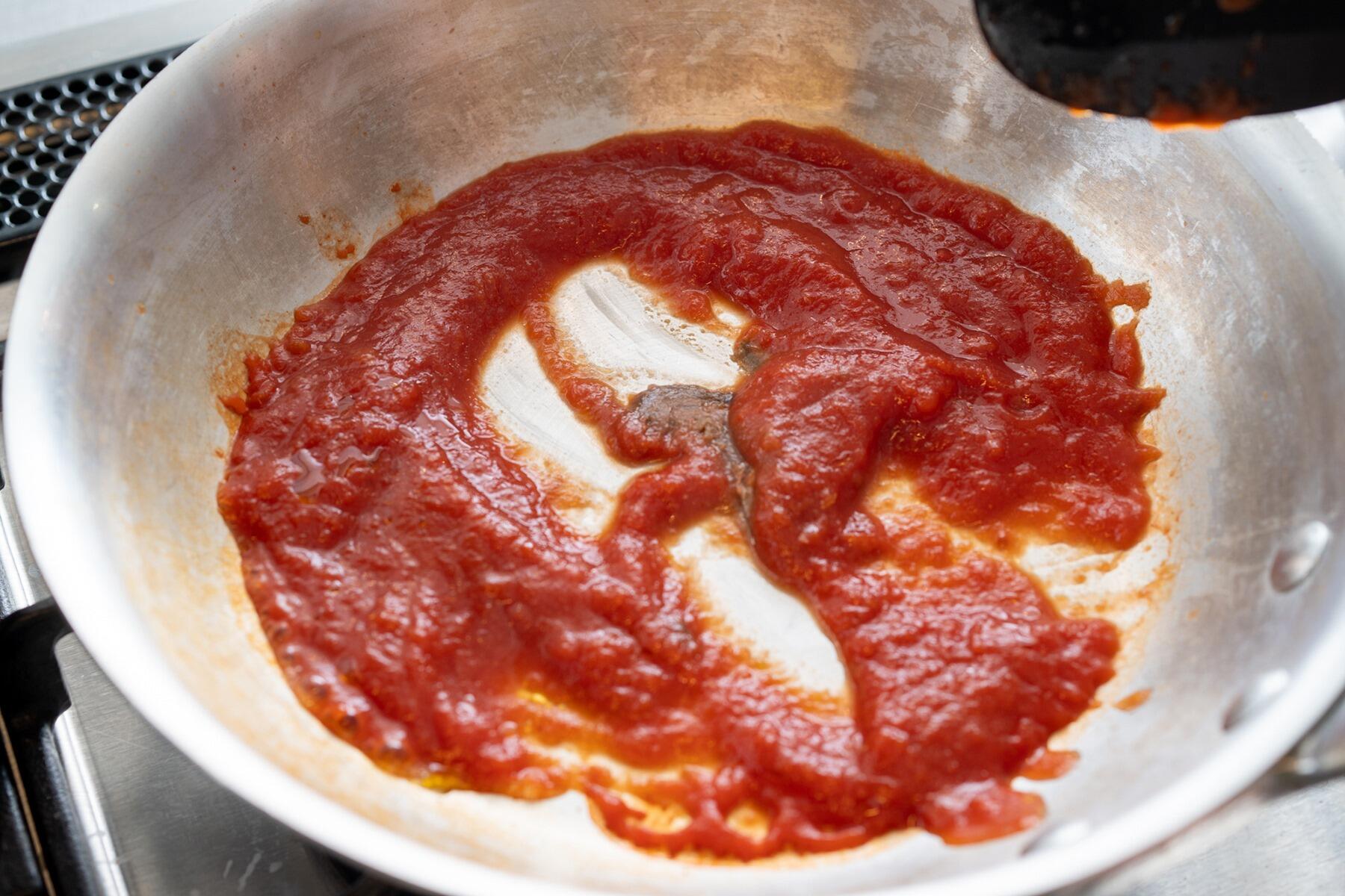 ソースをつくる