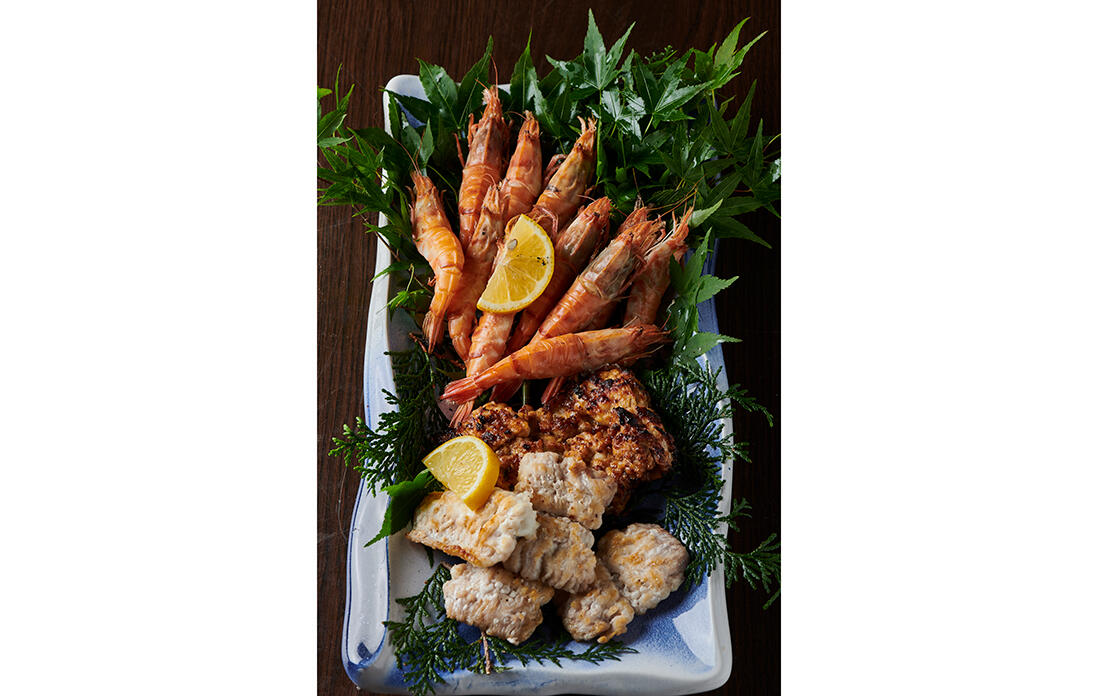 “シロエビの塩焼き”と“アナゴの味噌焼き、白焼き”