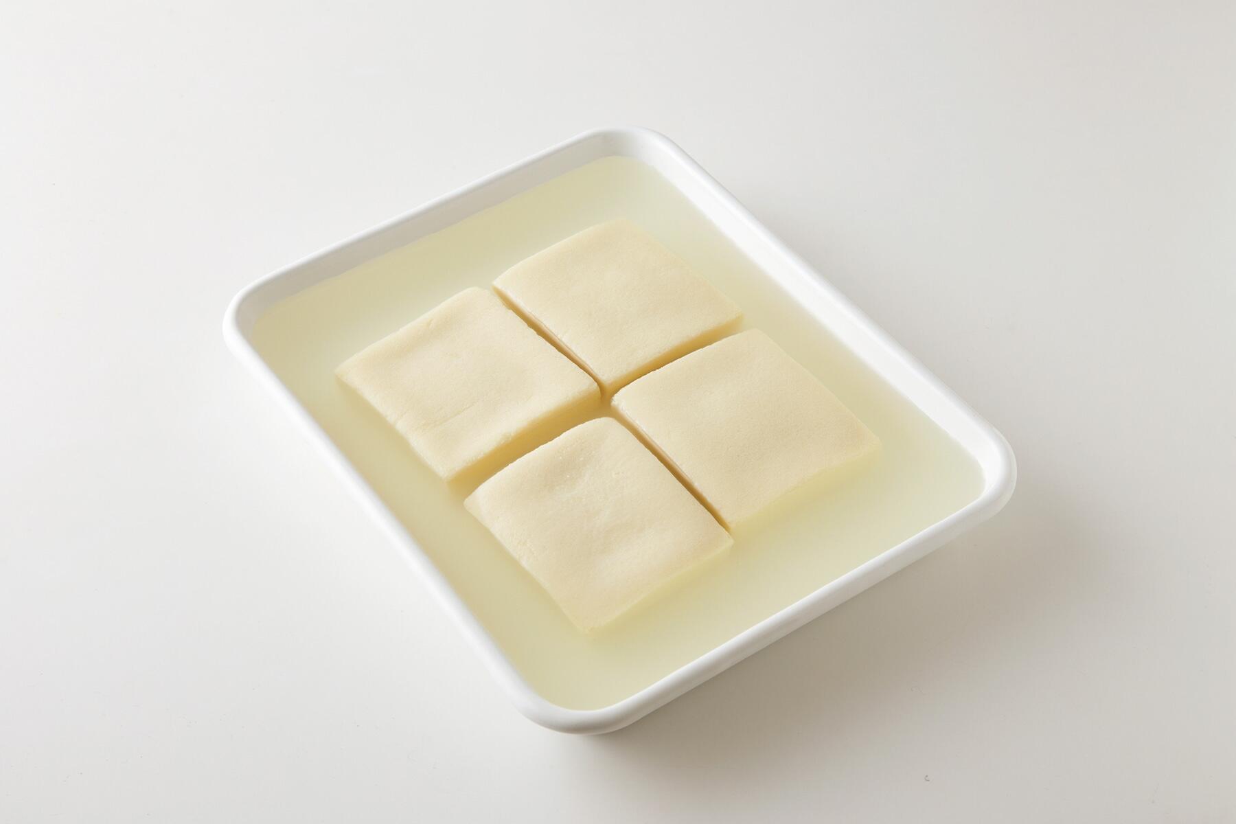 高野豆腐をもどす