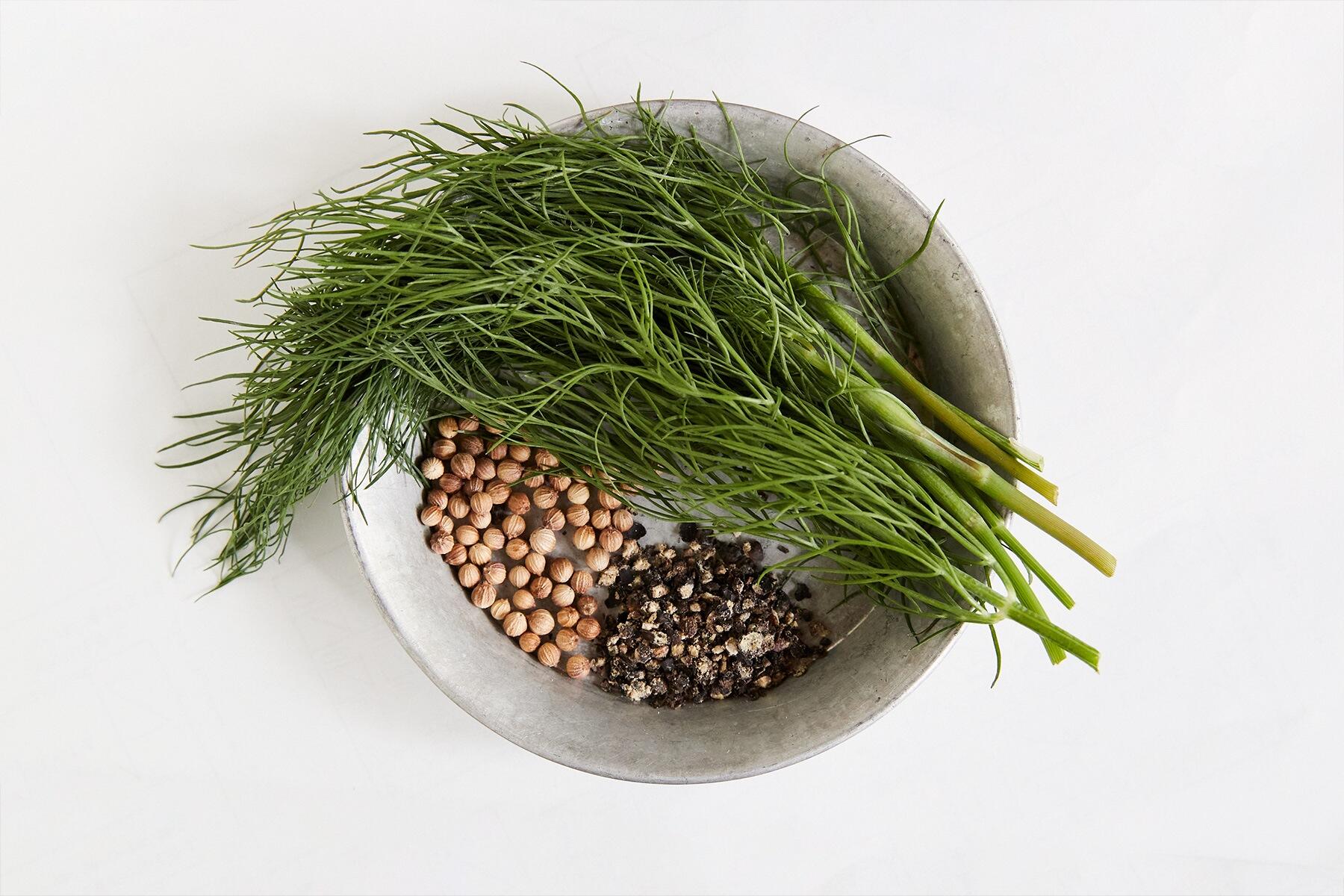 コリアンダーシードとディルと黒粒胡椒