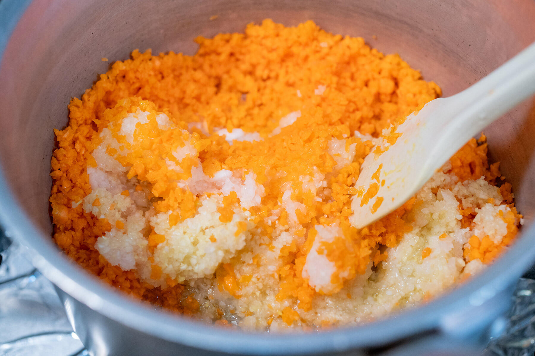 ソフリットをつくる