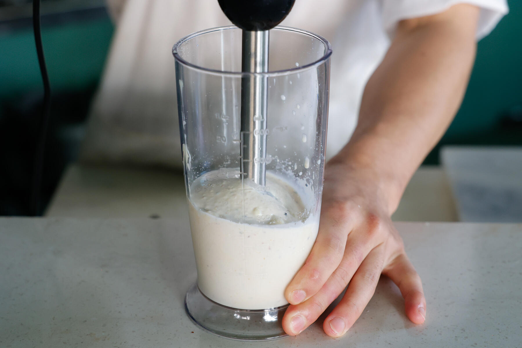 シーザーソースをつくる