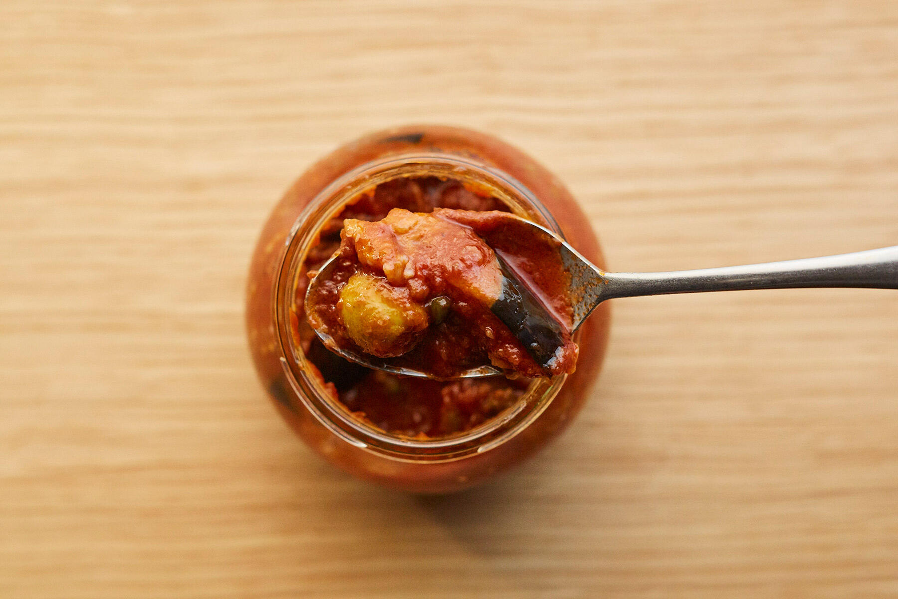 プッタネスカソースをつくる