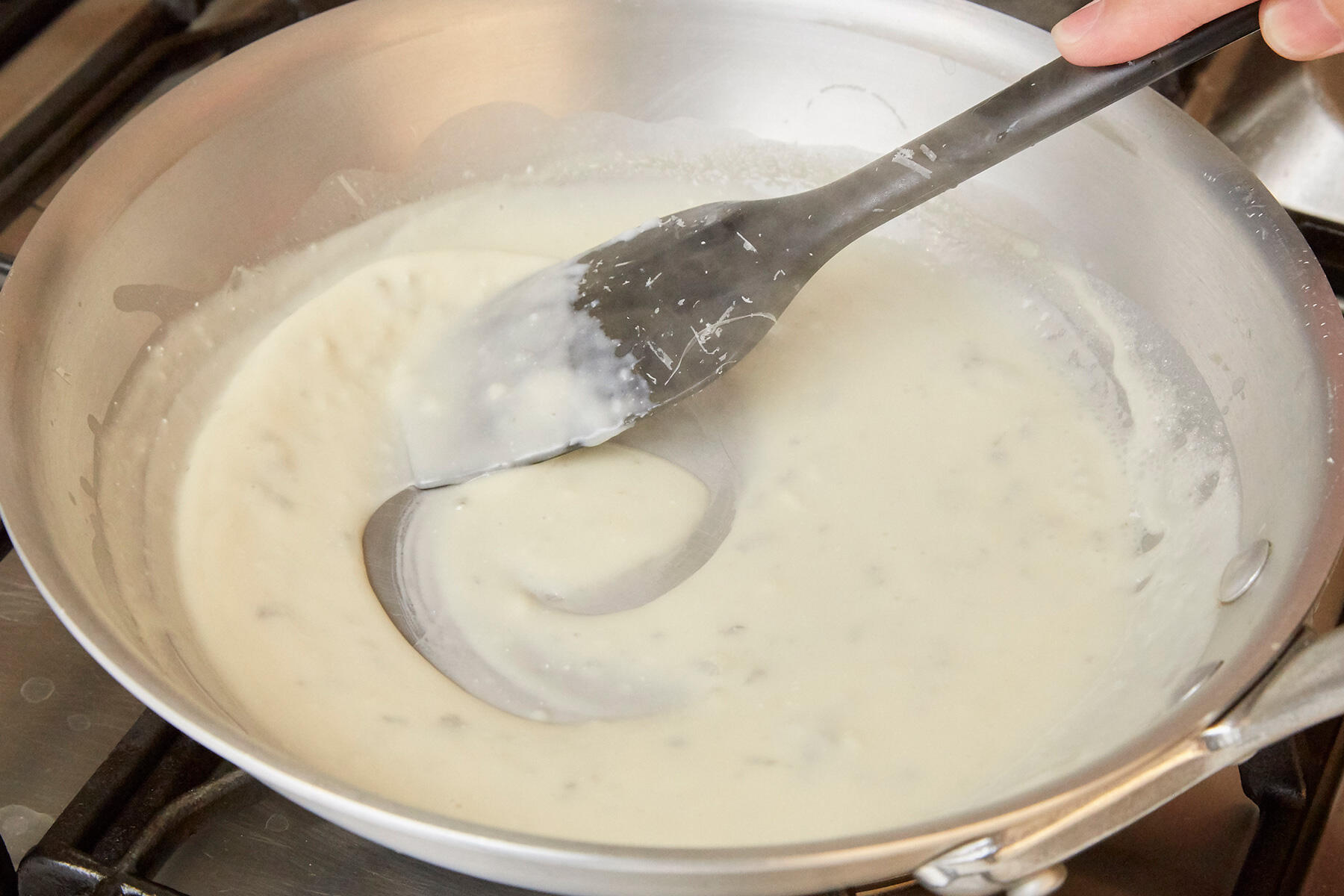 ソースをつくる