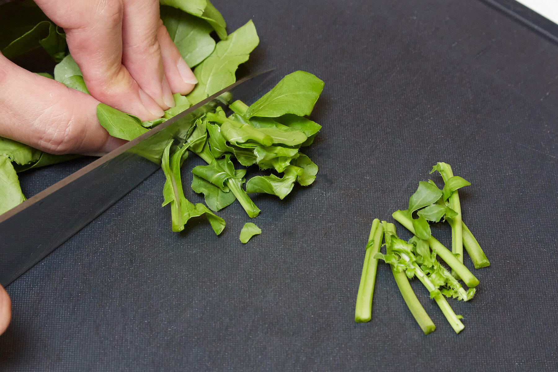 ルッコラの下準備