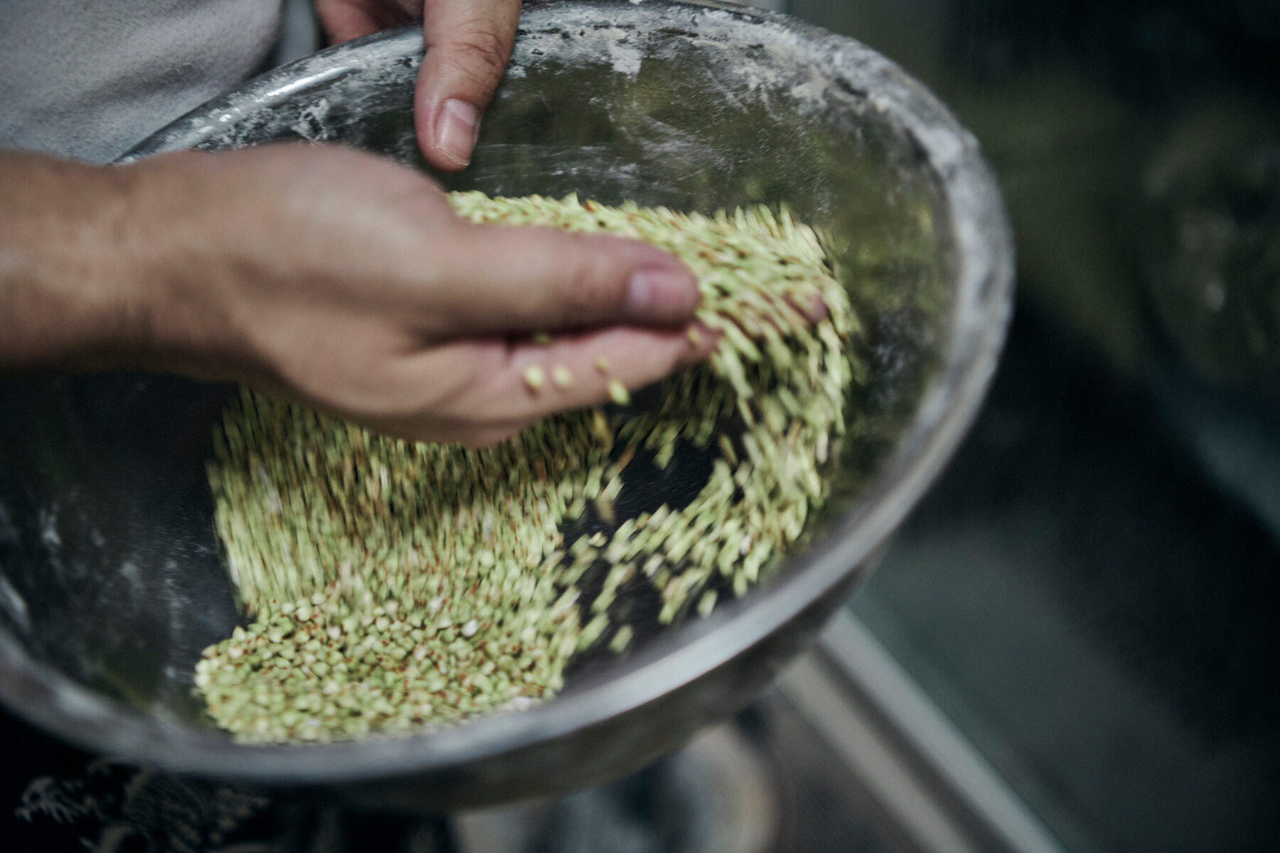 製粉前の丸抜き