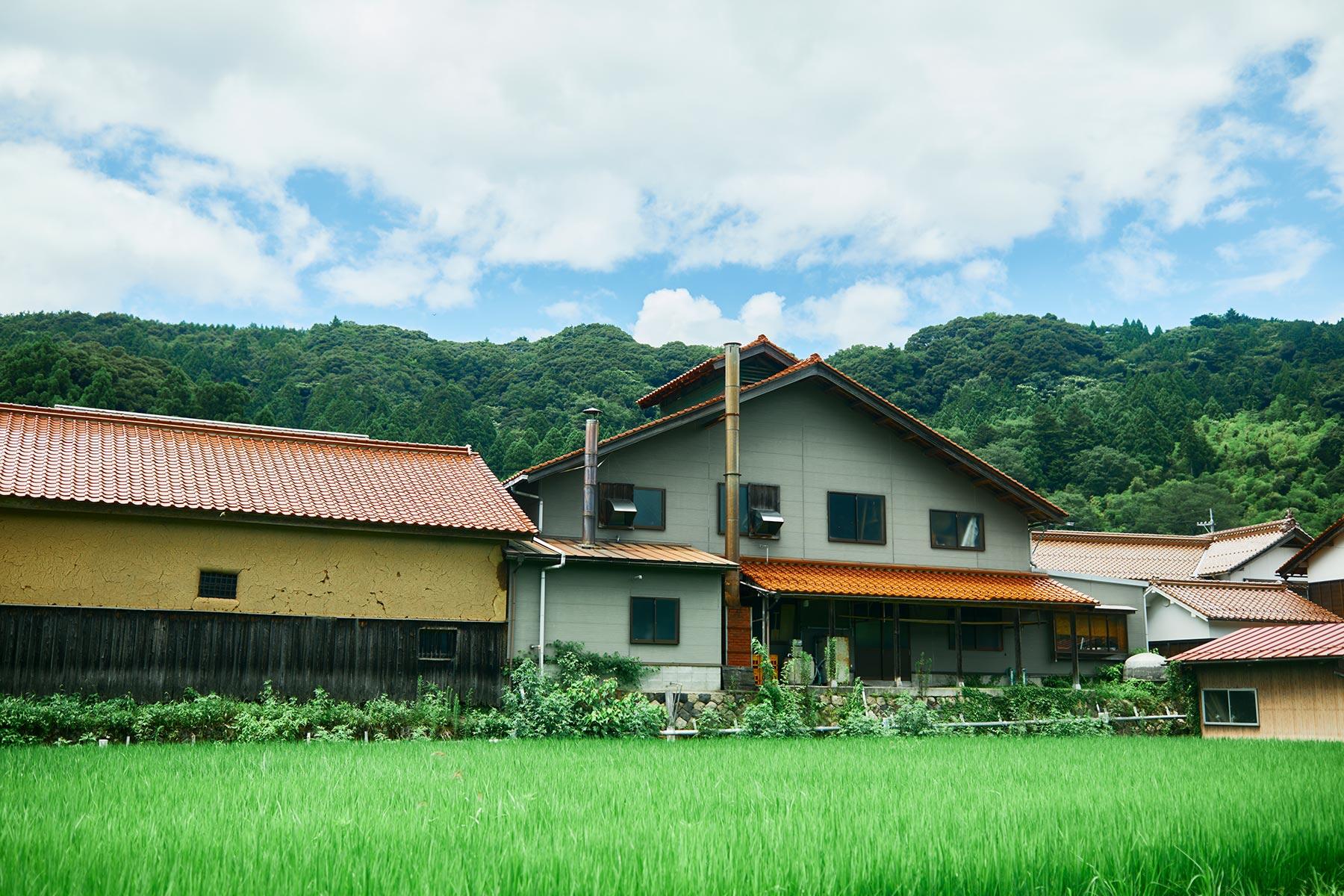 山根酒造場の酒蔵