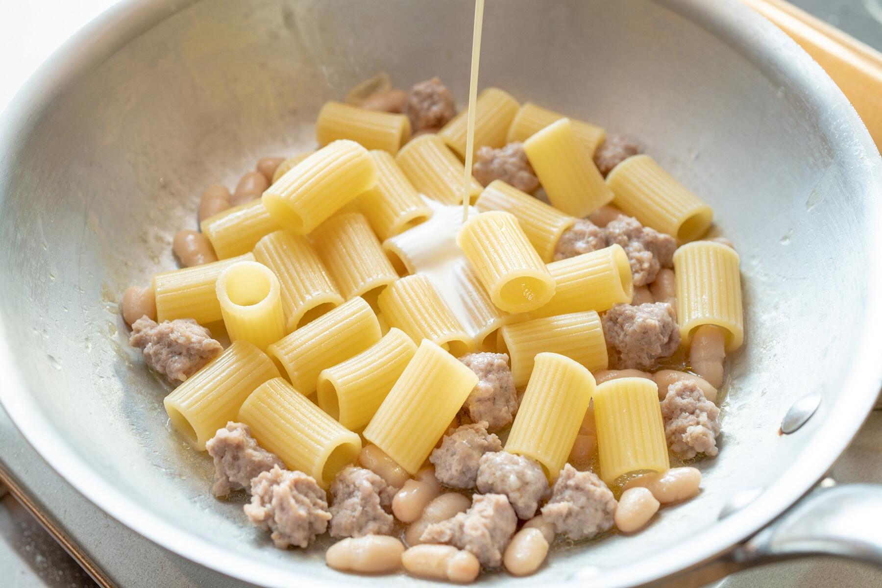 パスタを和える