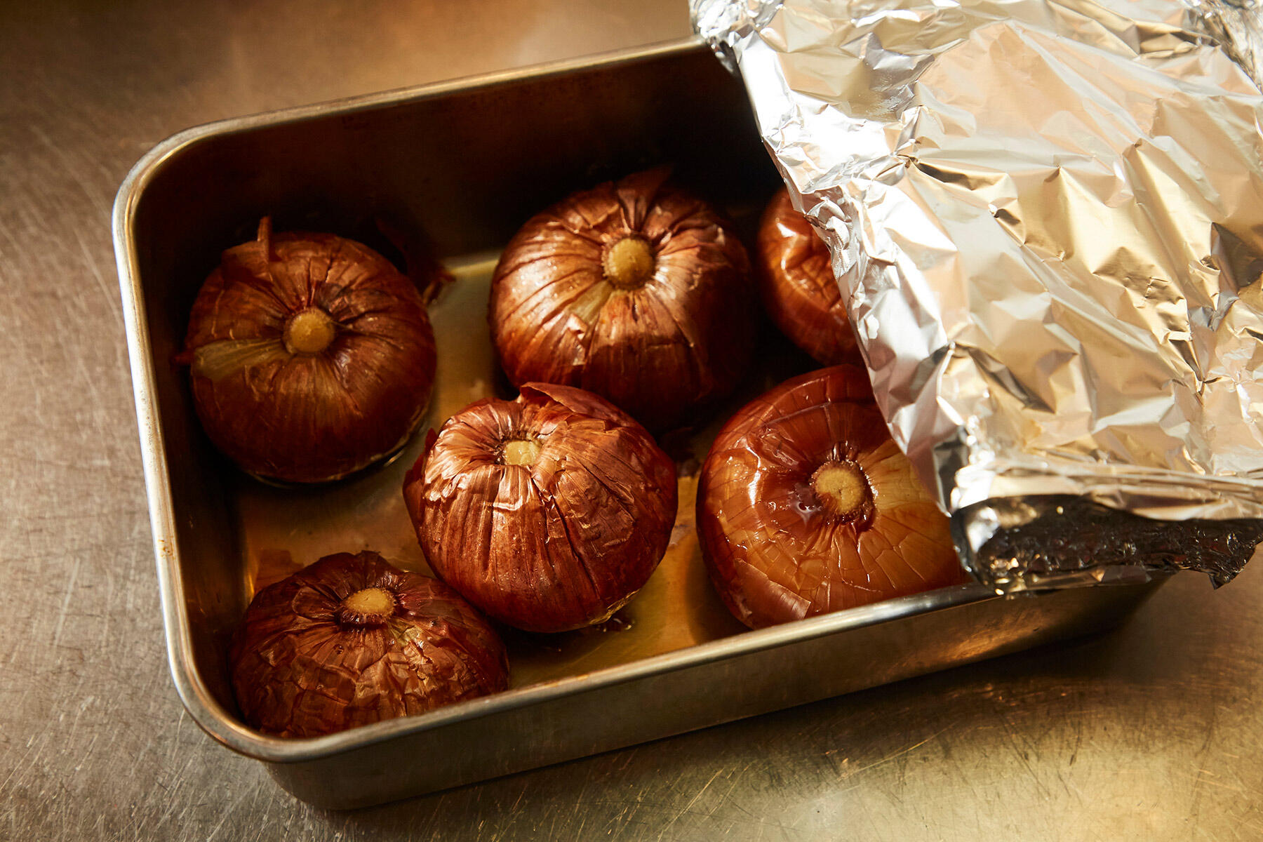 蒸し焼きにする