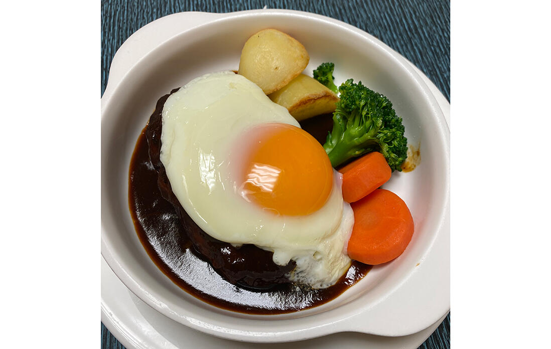 煮込みビーフハンバーグ