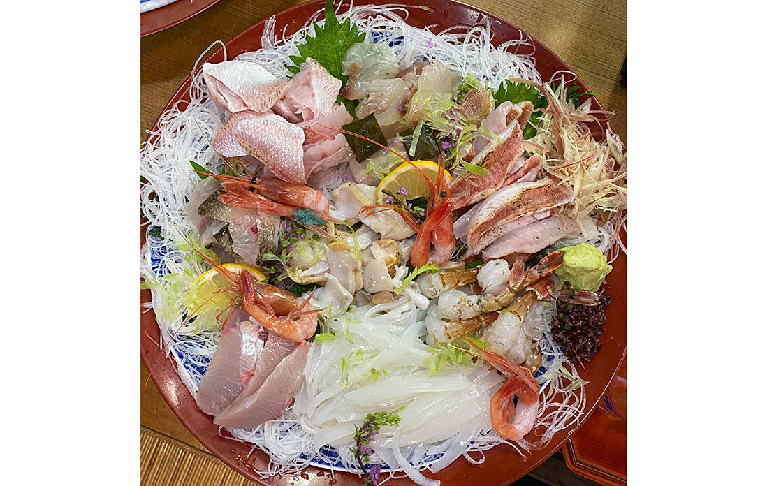 刺身盛り合わせ