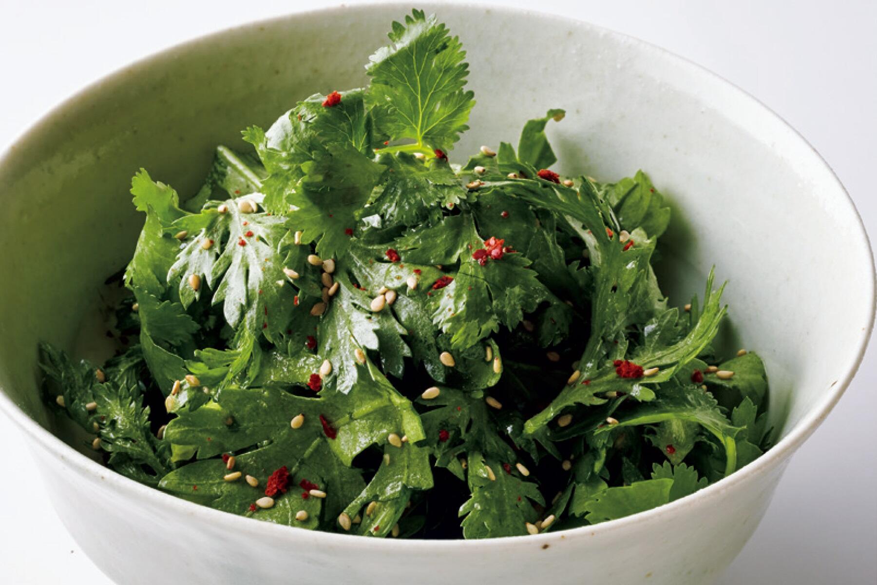 春菊の胡麻油和え