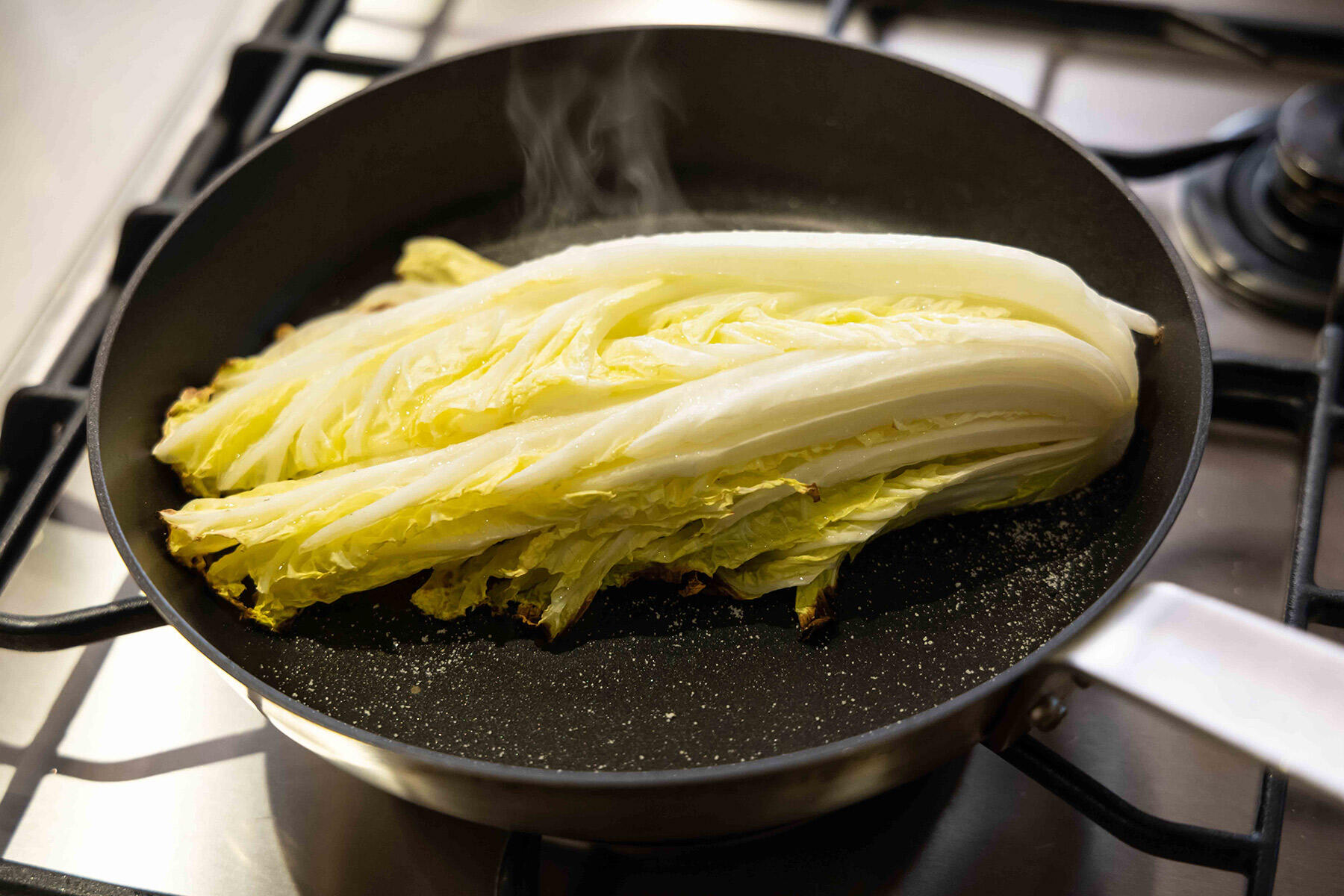 白菜を焼く