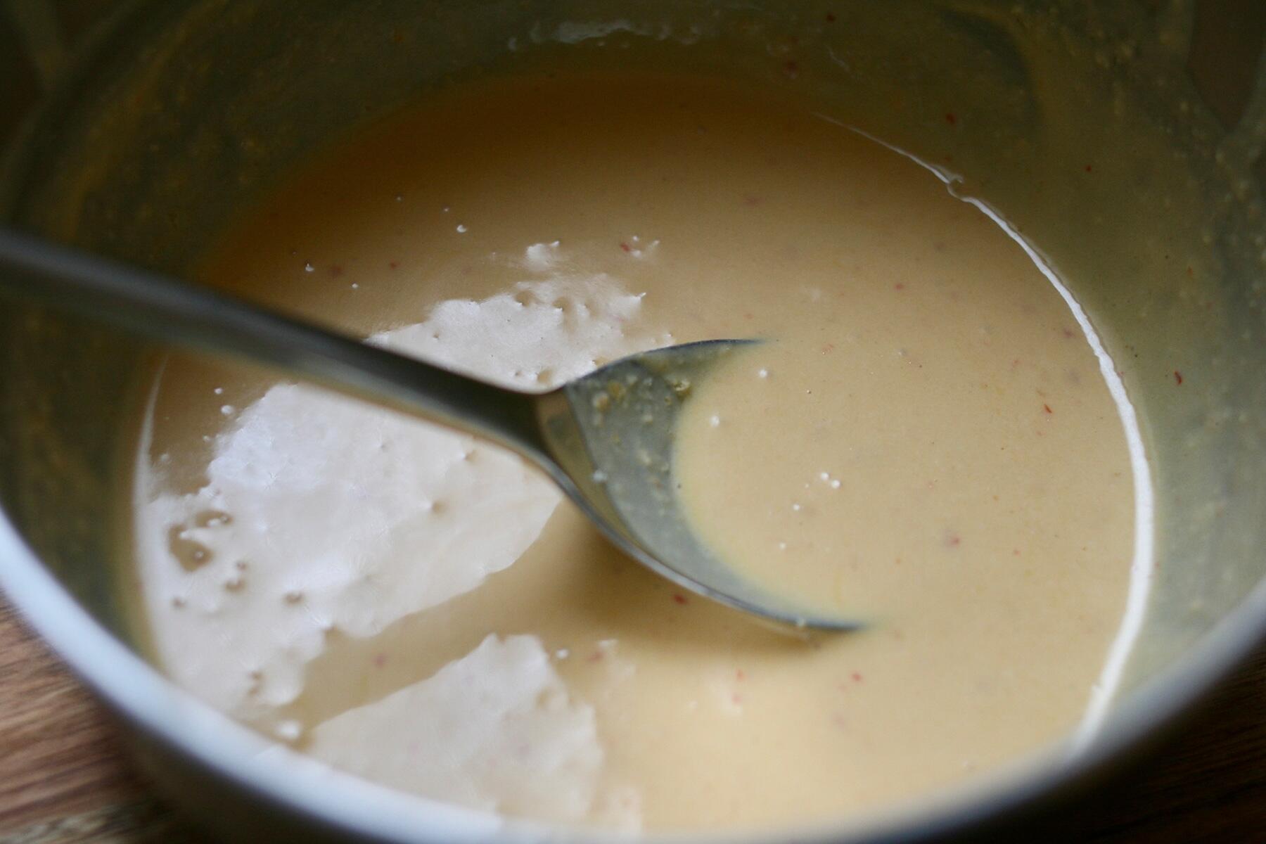 ソースをつくる