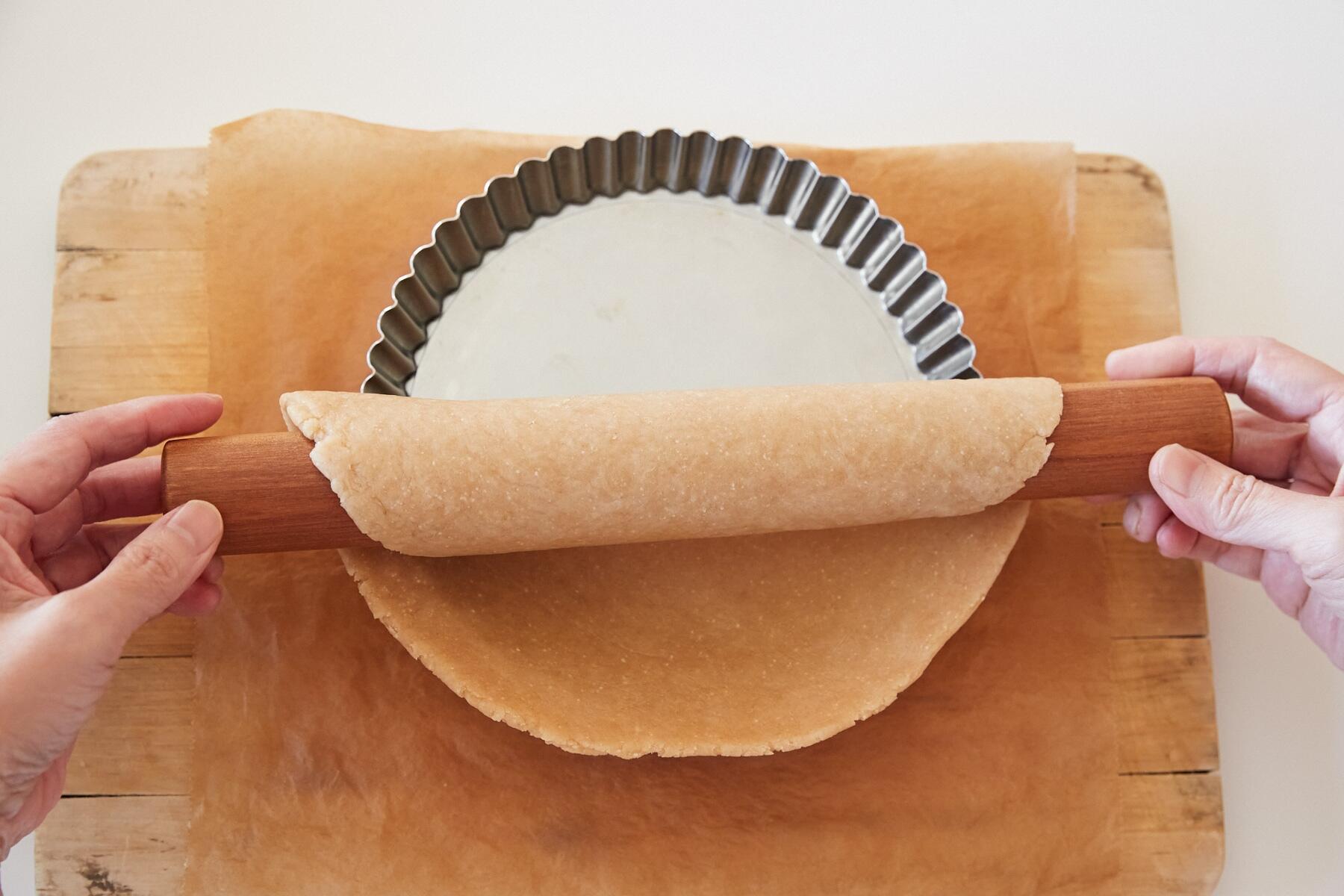 タルト型にいれる