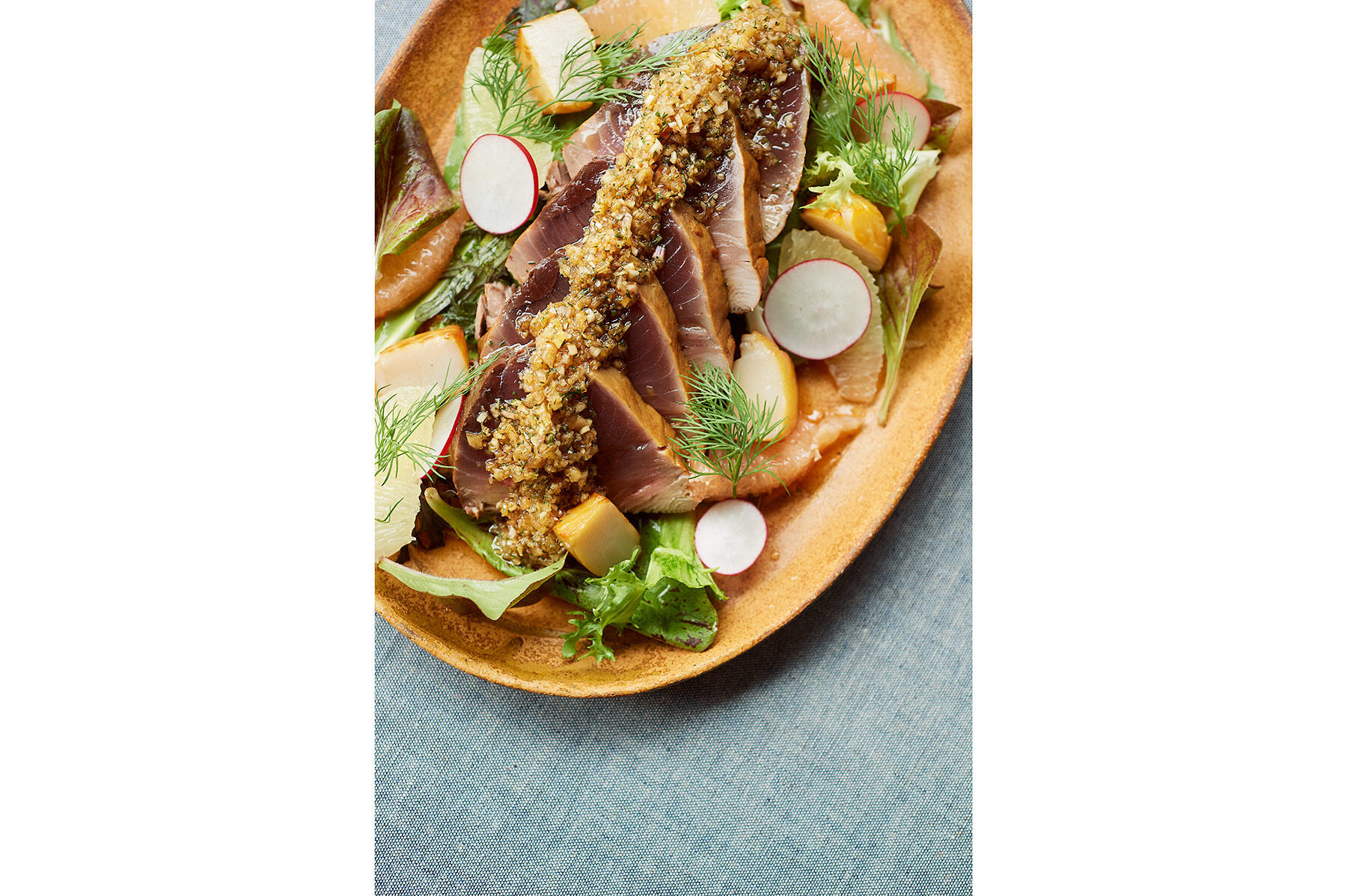 米とジャスミン茶で燻す“カツオとホタテの中華風燻製”