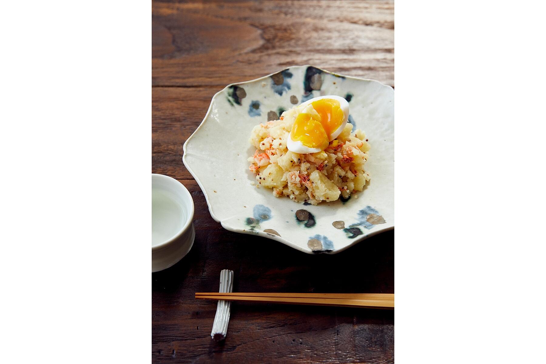 飽きのこない旨味の“桜海老とゆで卵のさっぱりポテトサラダ”